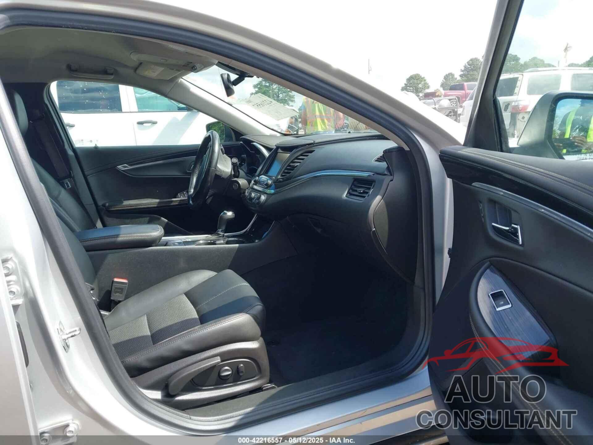 CHEVROLET IMPALA 2017 - 1G1105S30HU132925