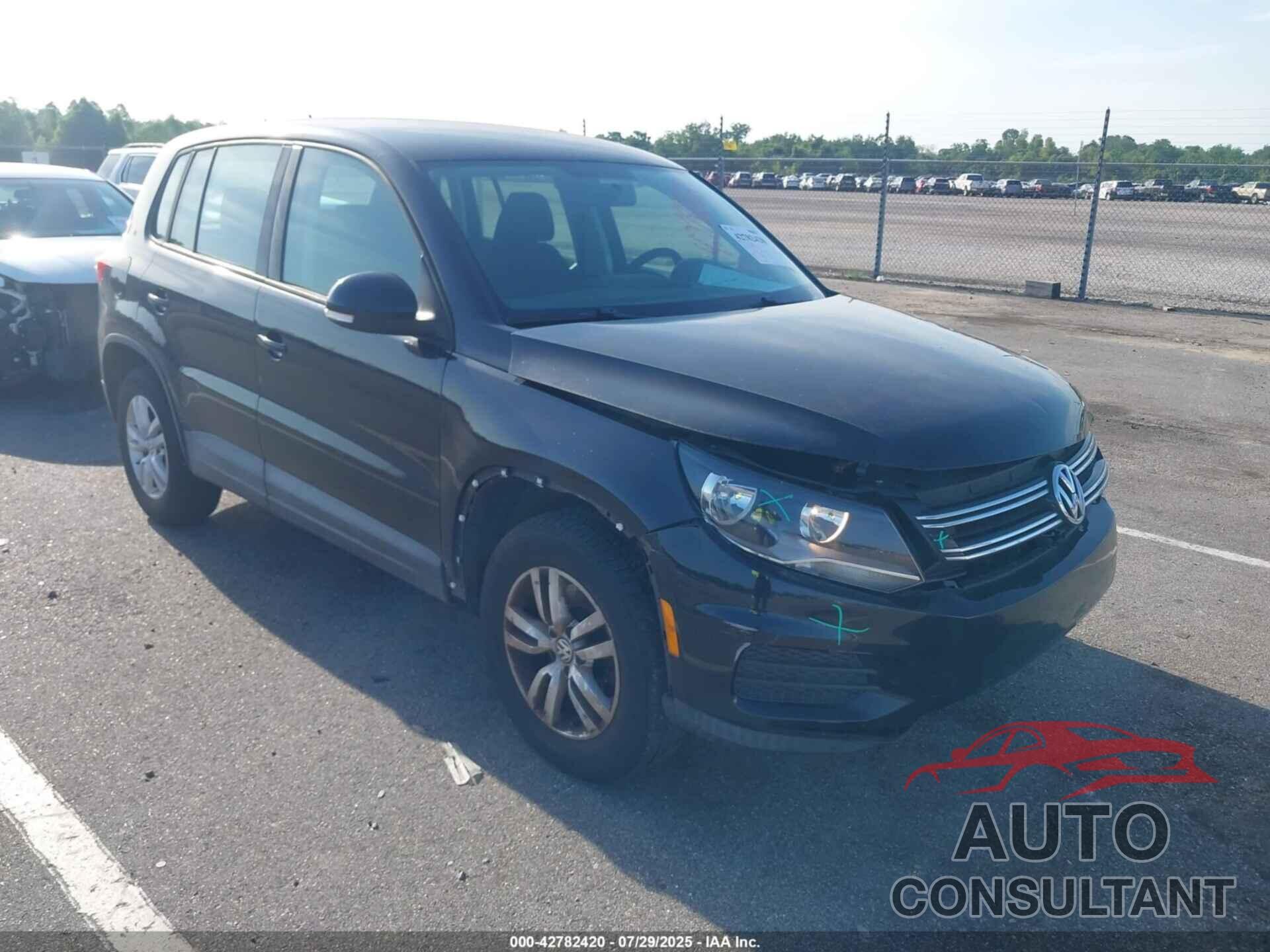 VOLKSWAGEN TIGUAN 2013 - WVGAV7AX0DW540750