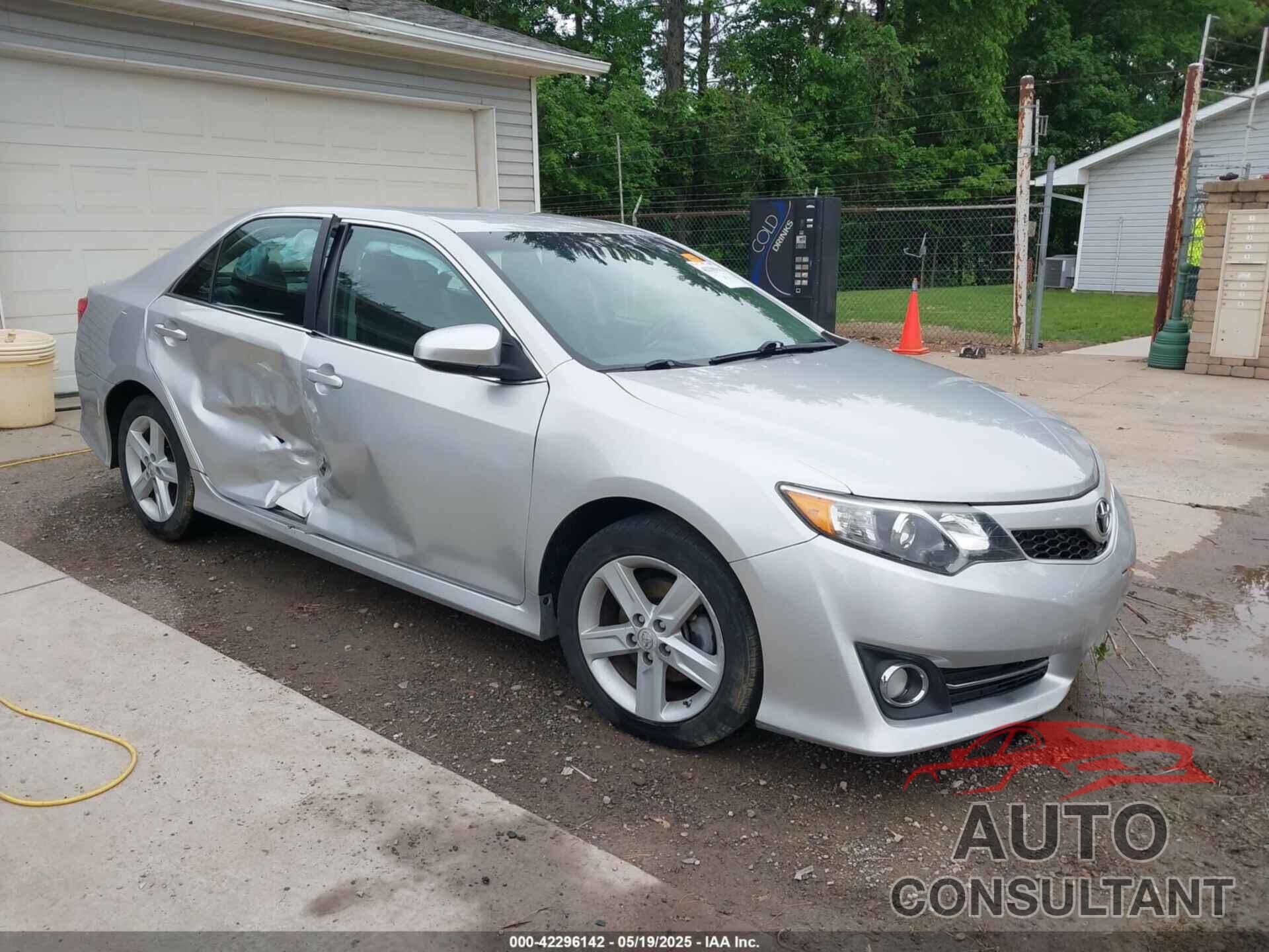 TOYOTA CAMRY 2014 - 4T1BF1FK4EU346246