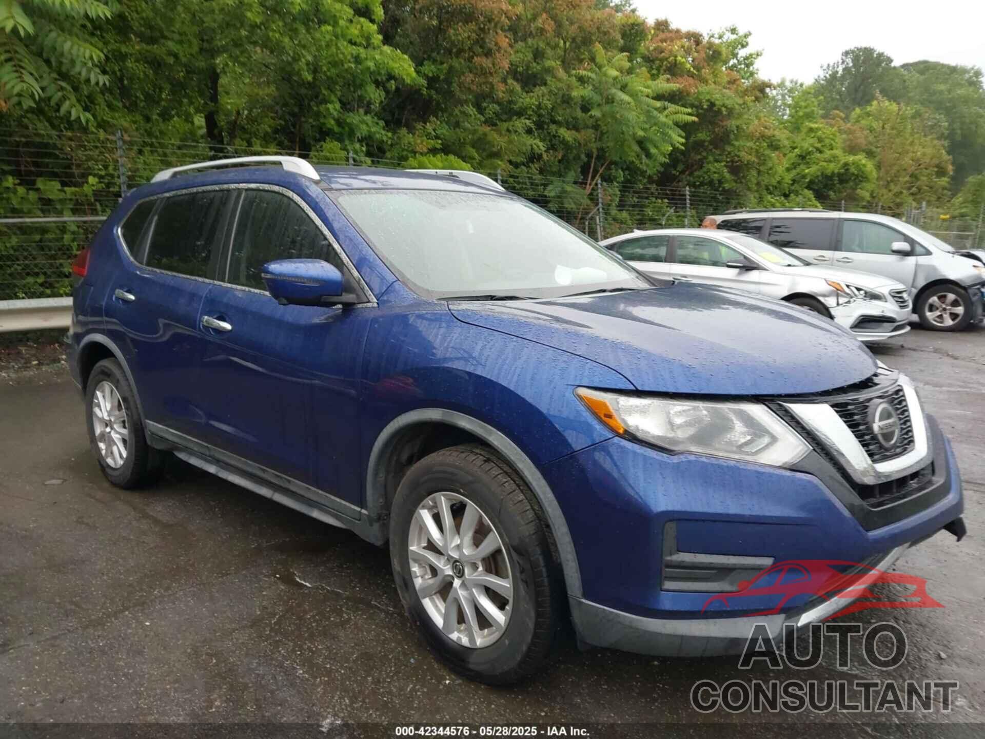 NISSAN ROGUE 2018 - KNMAT2MVXJP519286