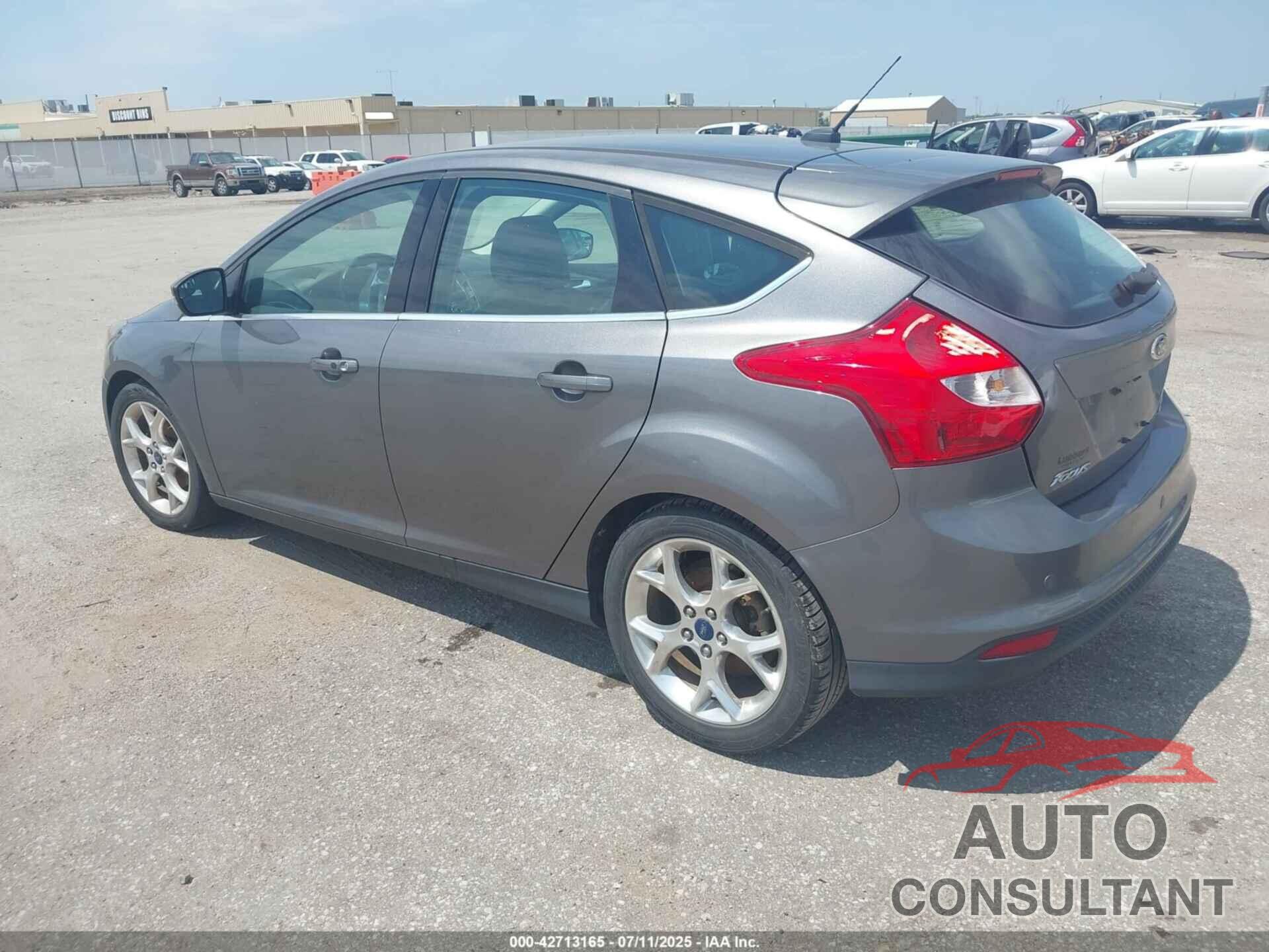 FORD FOCUS 2014 - 1FADP3N25EL224160