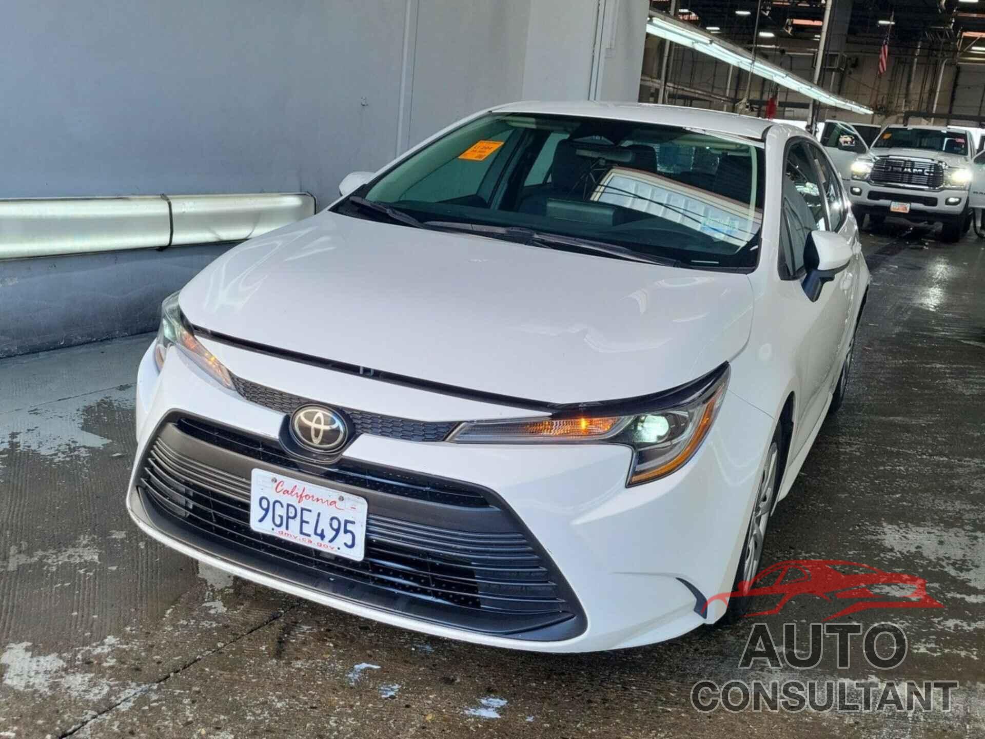 TOYOTA COROLLA 2023 - 5YFB4MDE2PP043085