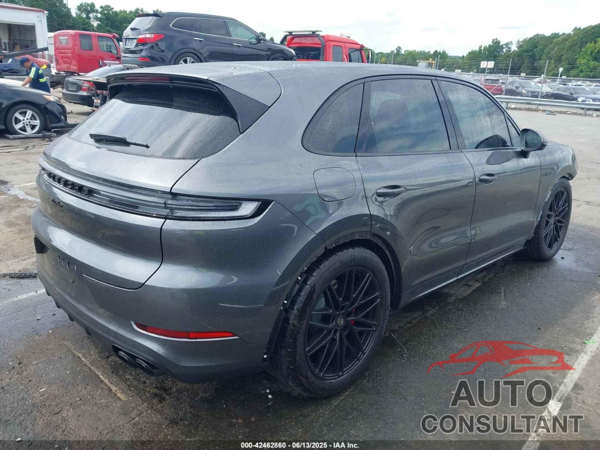 PORSCHE CAYENNE 2025 - WP1AM2AY7SDA27408