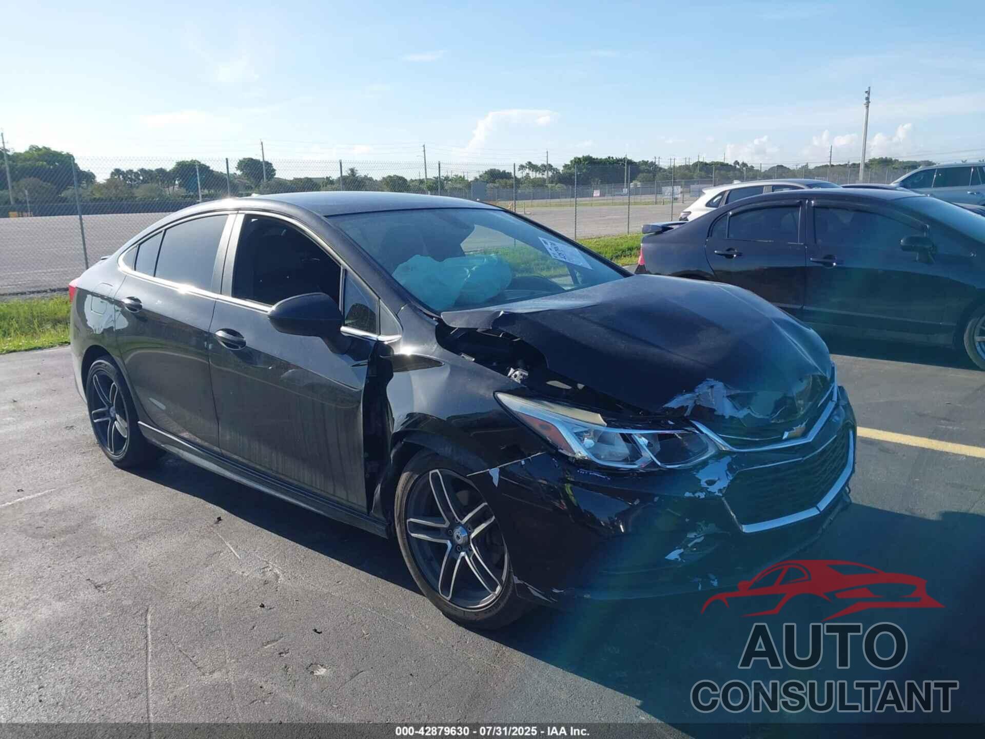 CHEVROLET CRUZE 2018 - 1G1BE5SM6J7230859