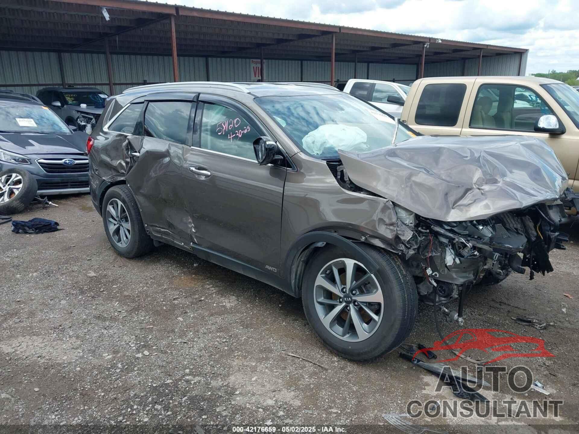 KIA SORENTO 2019 - 5XYPHDA59KG453216