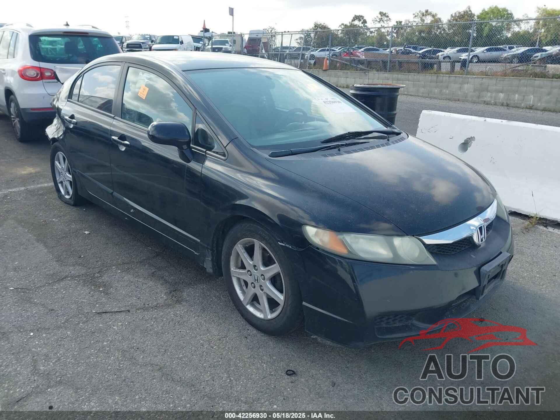 HONDA CIVIC 2009 - 19XFA16559E050364