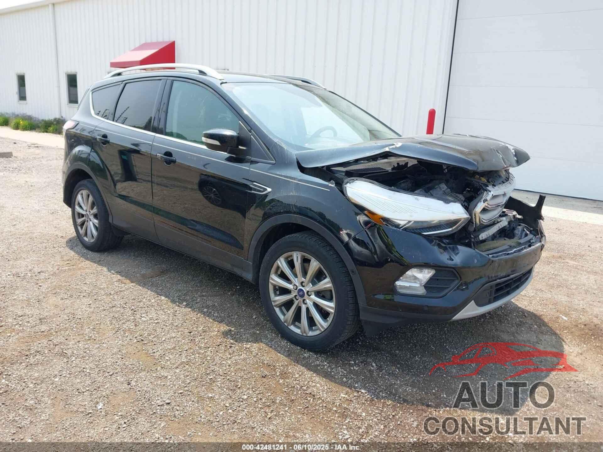 FORD ESCAPE 2018 - 1FMCU9J98JUC67847