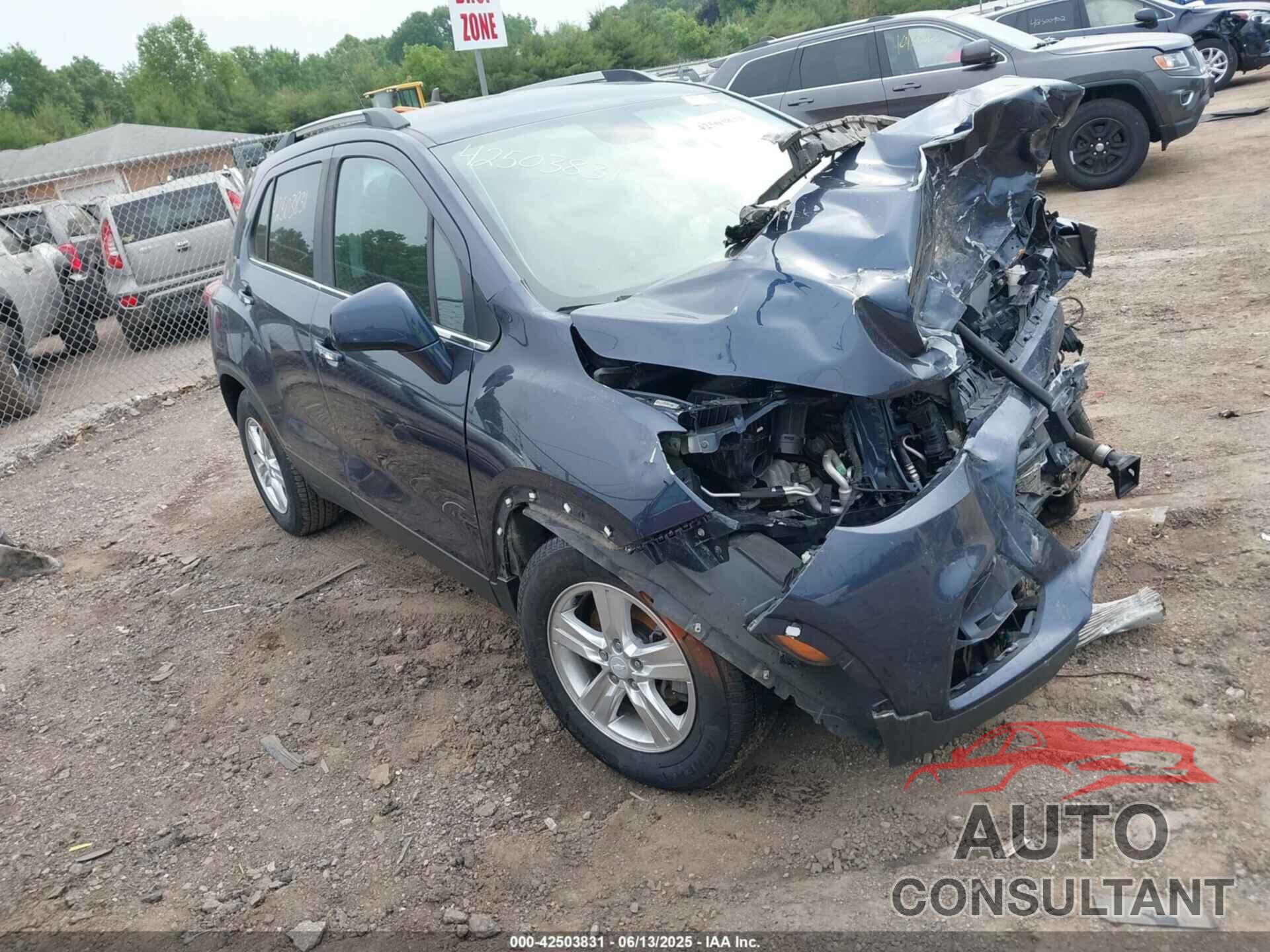 CHEVROLET TRAX 2018 - 3GNCJLSB3JL322167