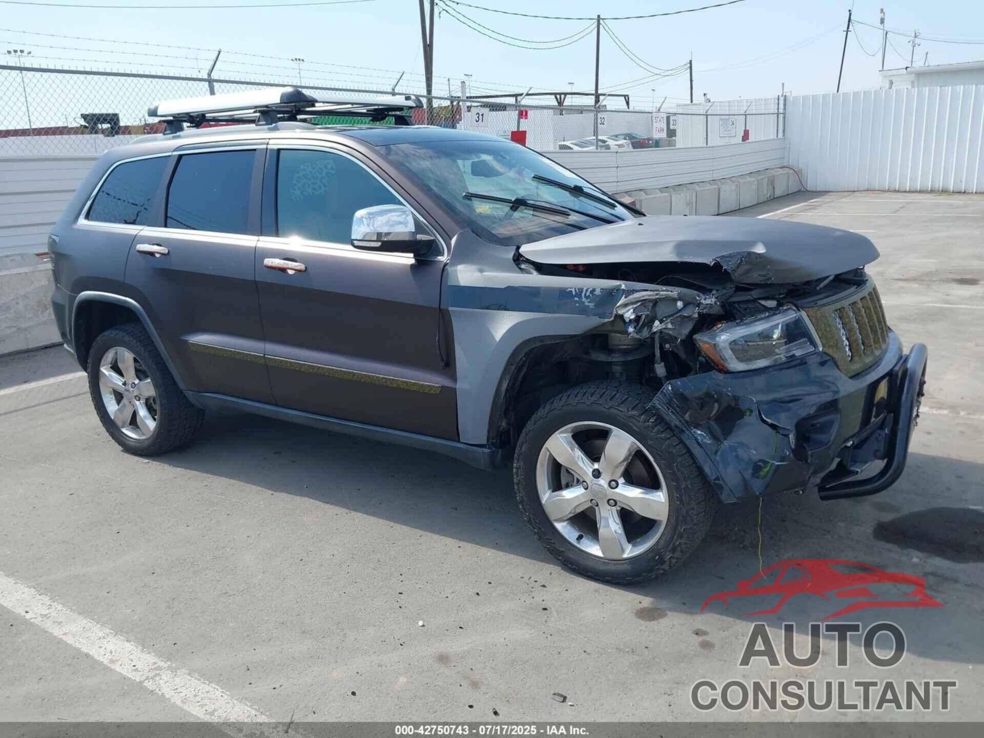 JEEP GRAND CHEROKEE 2012 - 1C4RJFCT2CC152040