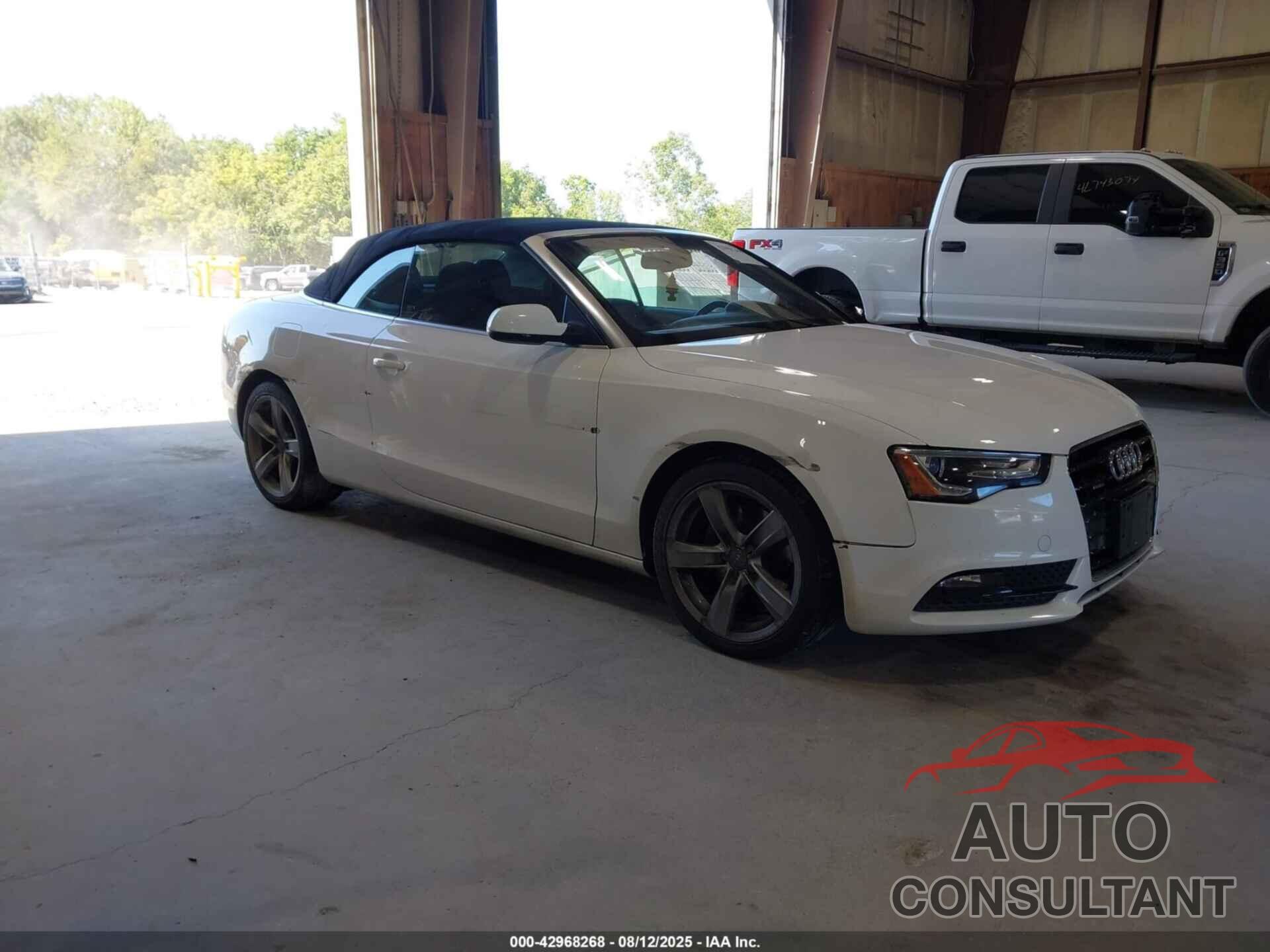 AUDI A5 2013 - WAULFAFH8DN016872