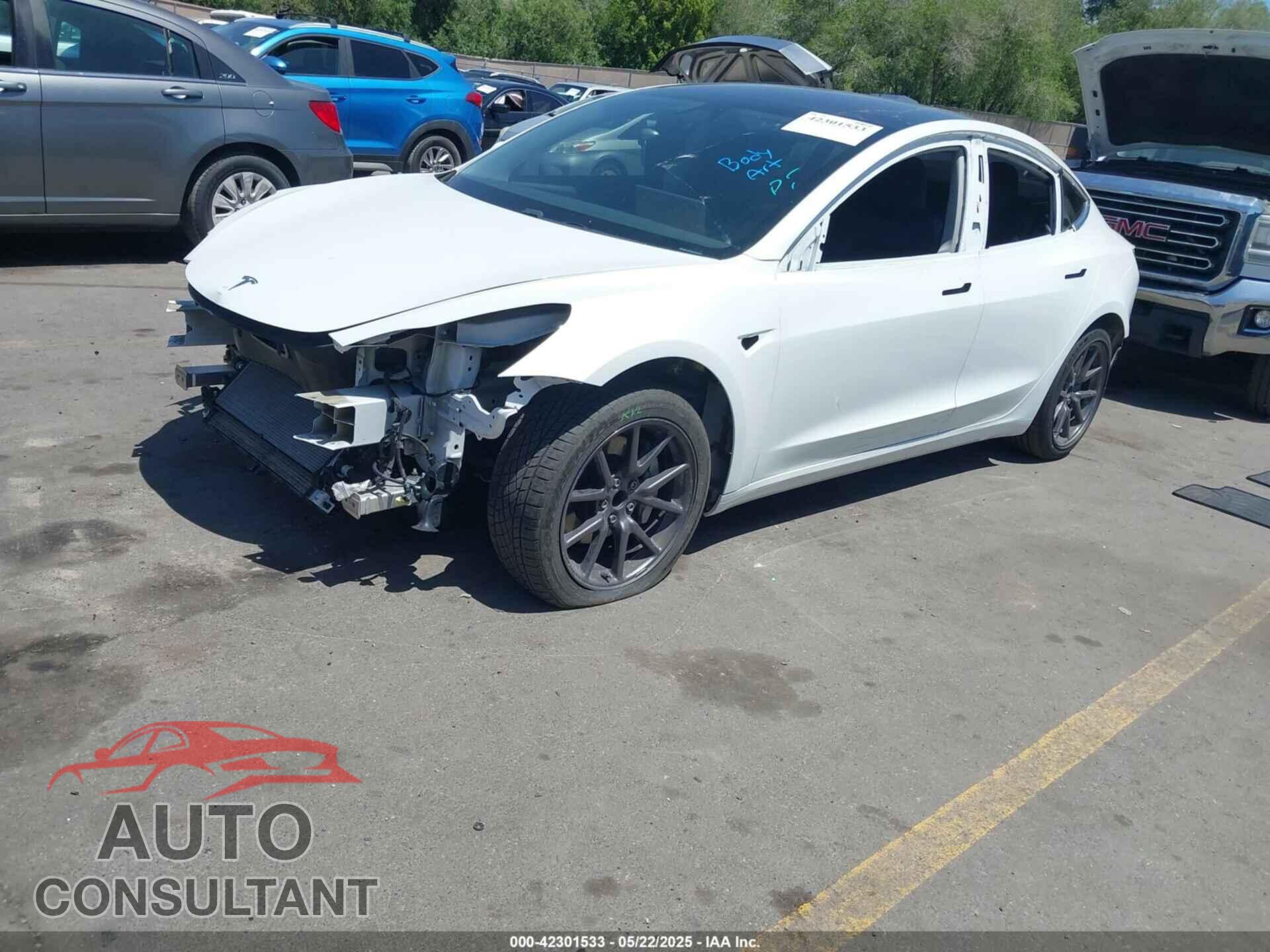 TESLA MODEL 3 2019 - 5YJ3E1EA9KF337499