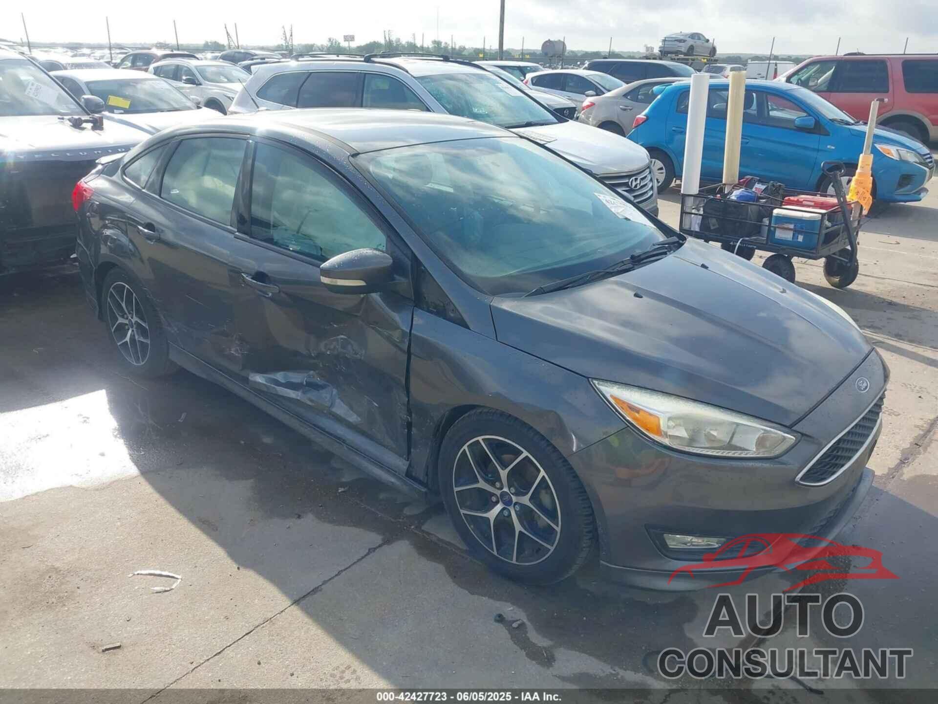 FORD FOCUS 2016 - 1FADP3F28GL360512