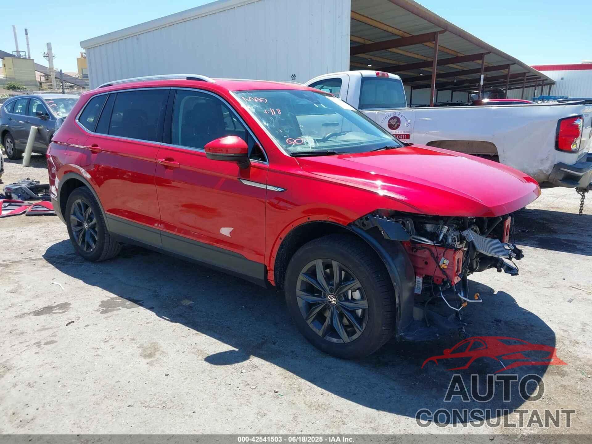 VOLKSWAGEN TIGUAN 2024 - 3VVMB7AX5RM055829