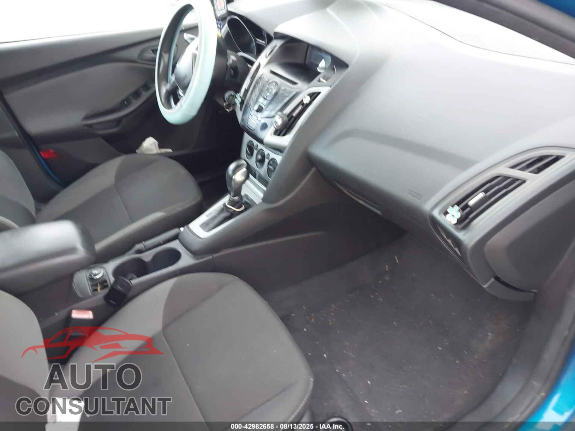 FORD FOCUS 2012 - 1FAHP3F28CL340918