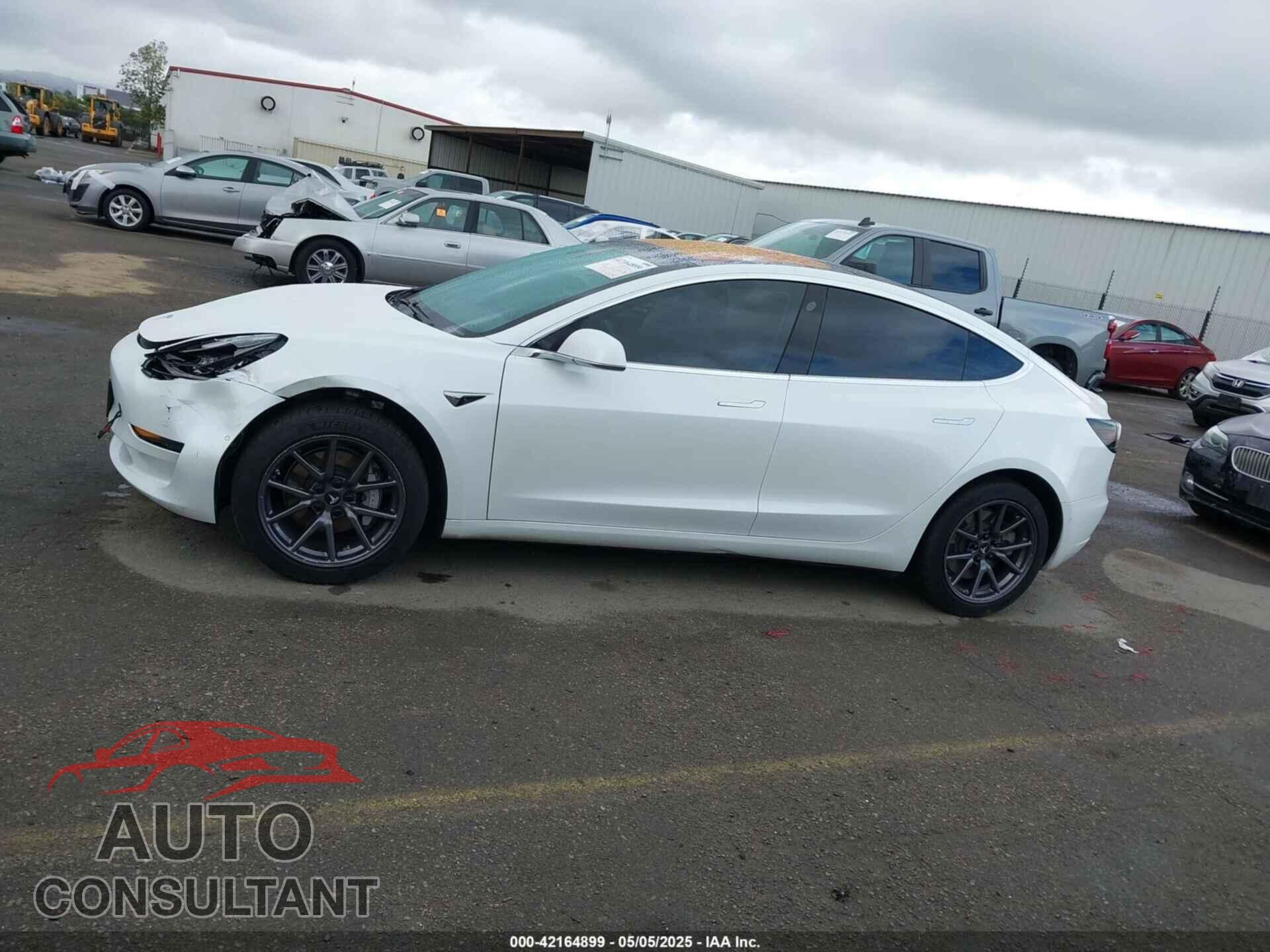 TESLA MODEL 3 2019 - 5YJ3E1EA7KF326498