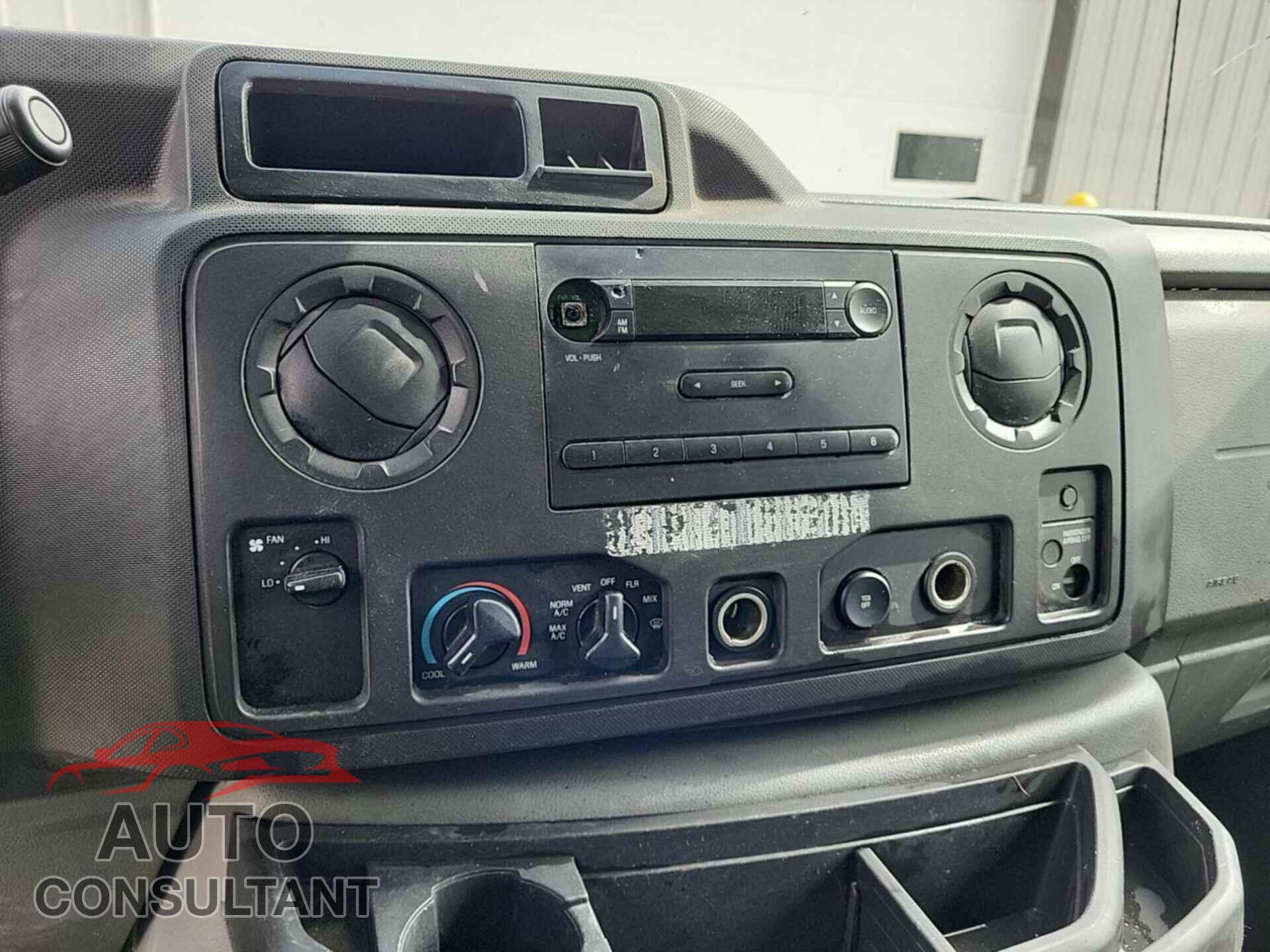 FORD ECONOLINE 2011 - 1FTNE2EW0BDA77060