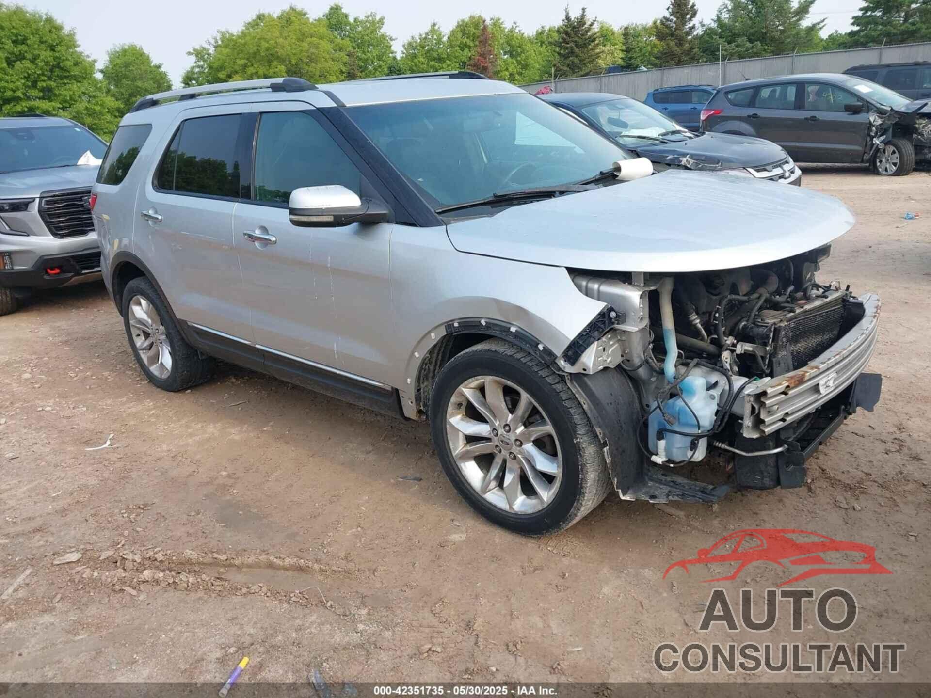 FORD EXPLORER 2011 - 1FMHK8F83BGA30754