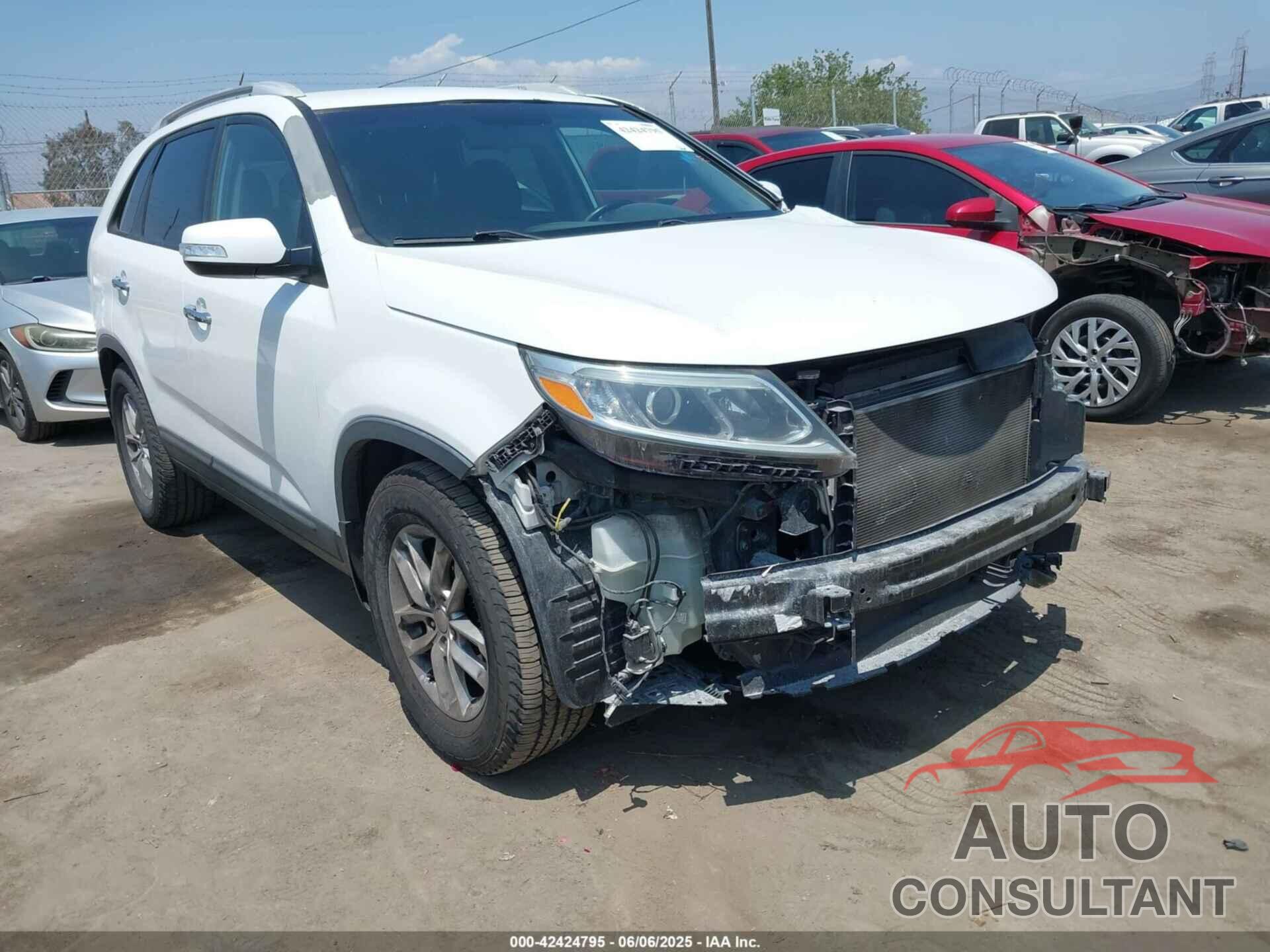 KIA SORENTO 2015 - 5XYKT4A60FG578791