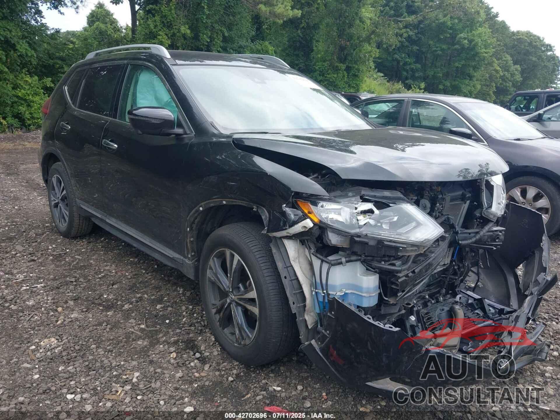 NISSAN ROGUE 2018 - 5N1AT2MV1JC714728