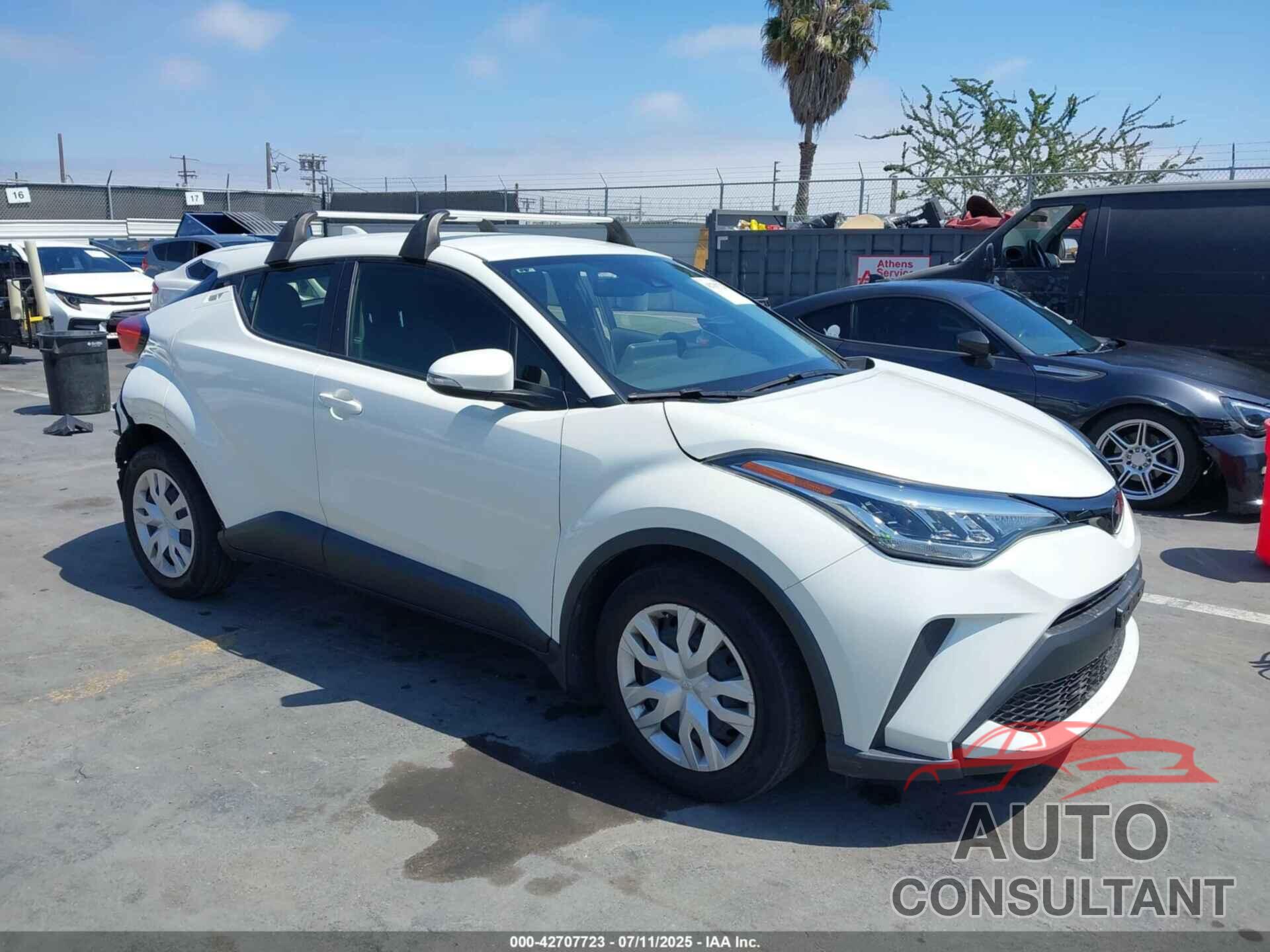 TOYOTA C-HR 2021 - JTNKHMBX0M1116166