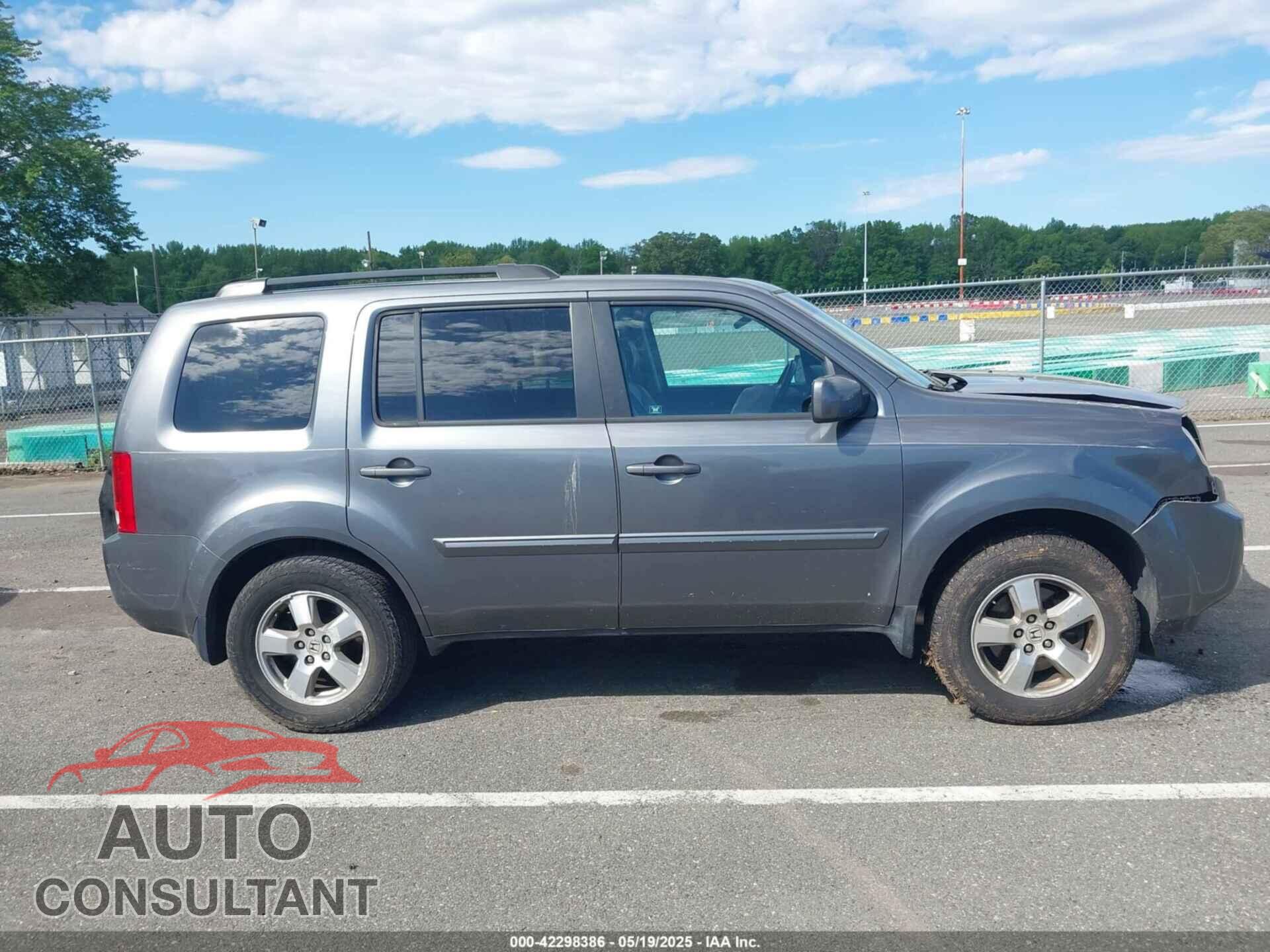 HONDA PILOT 2011 - 5FNYF4H59BB091184