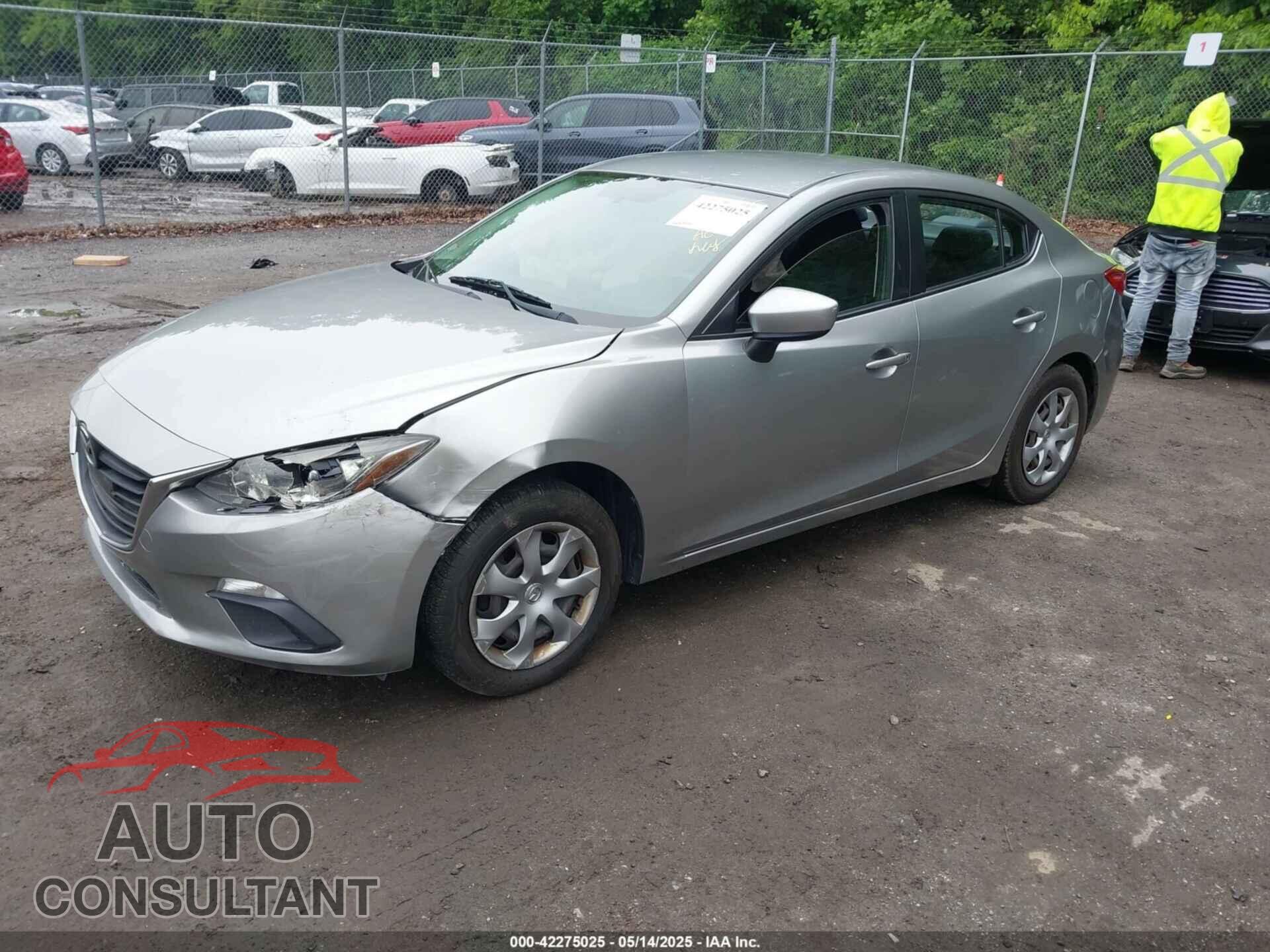 MAZDA MAZDA3 2014 - JM1BM1U74E1133176