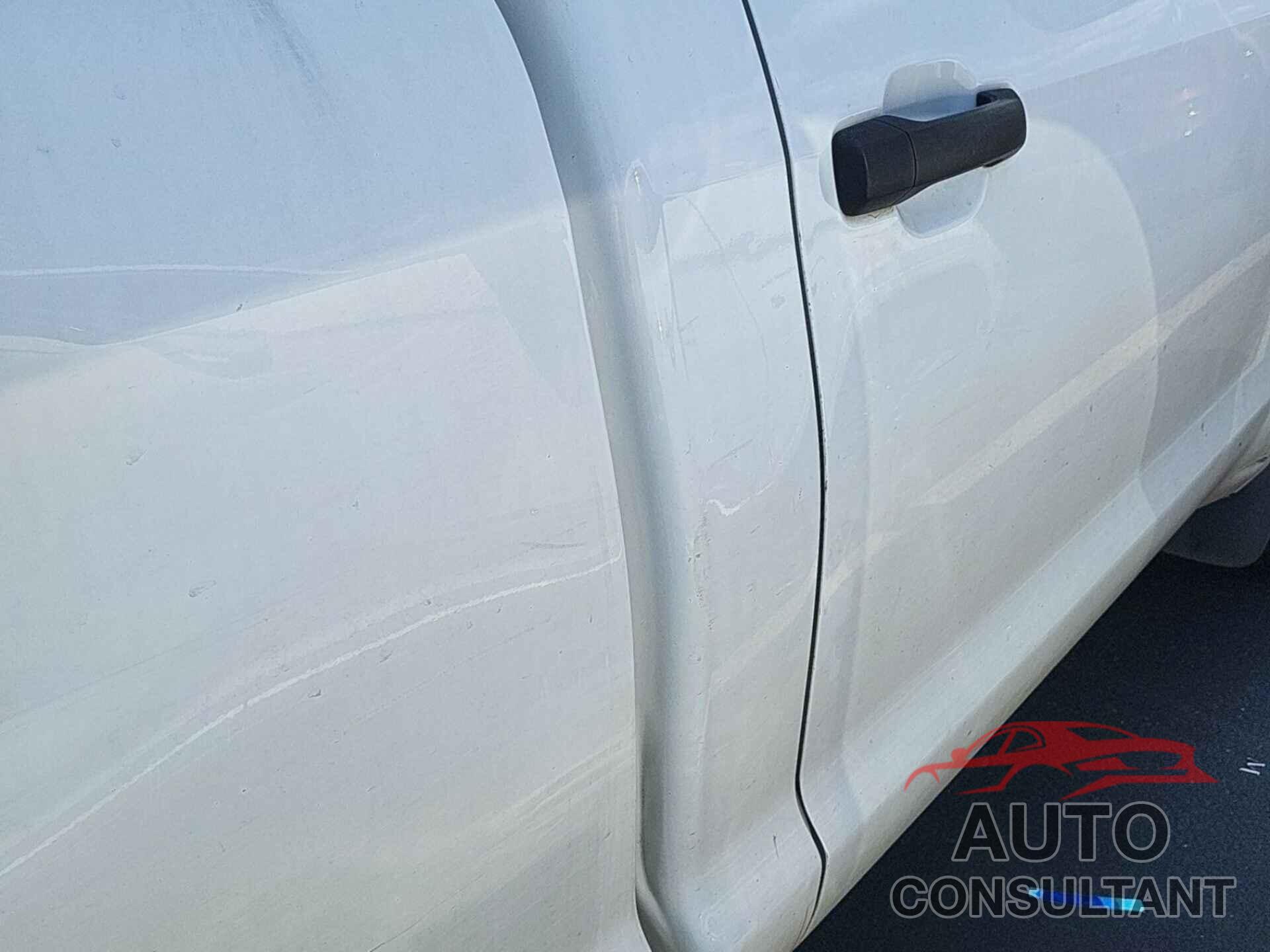 TOYOTA TUNDRA 2013 - 5TFLU5F10DX030031