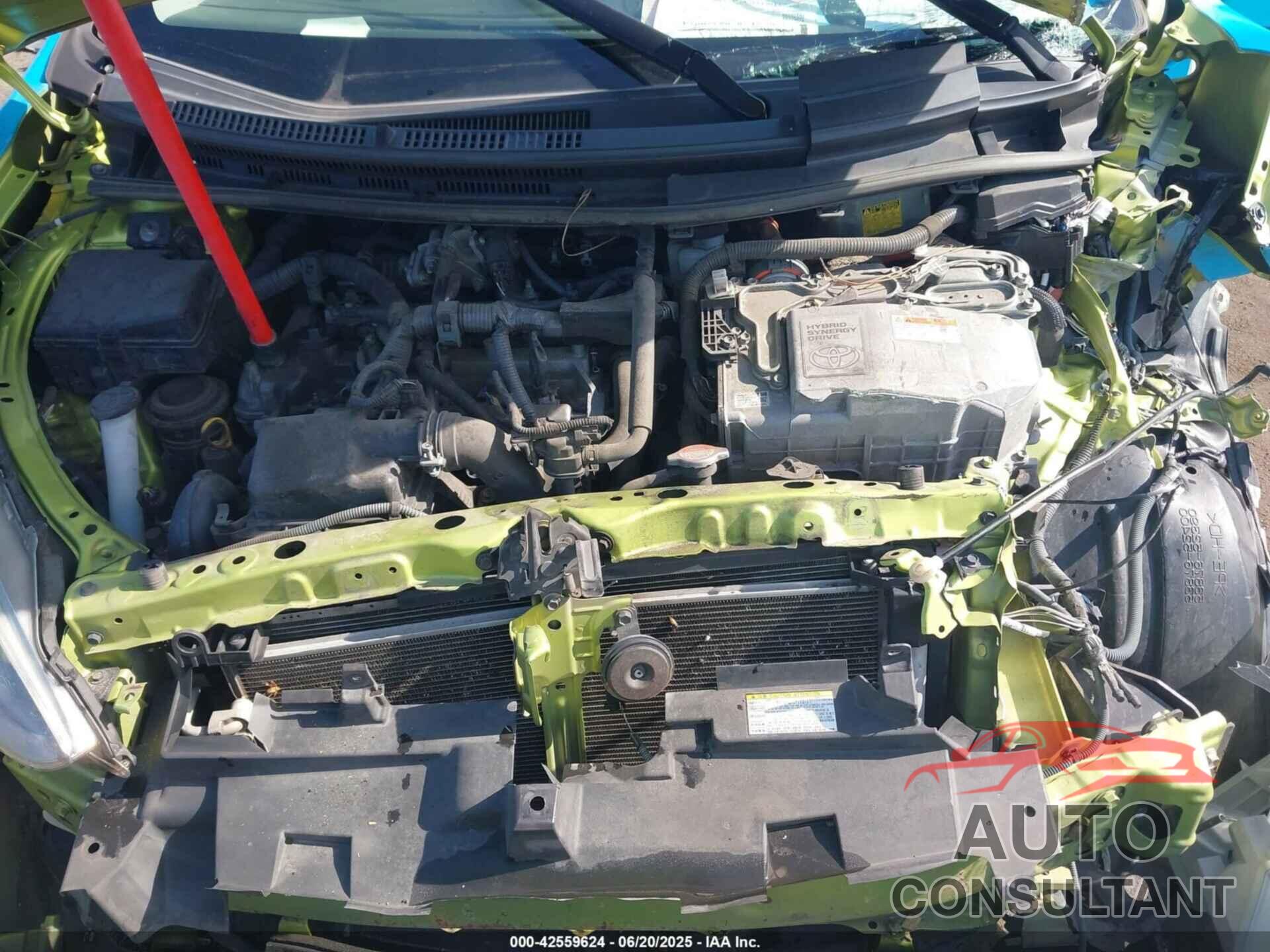 TOYOTA PRIUS C 2016 - JTDKDTB37G1135616