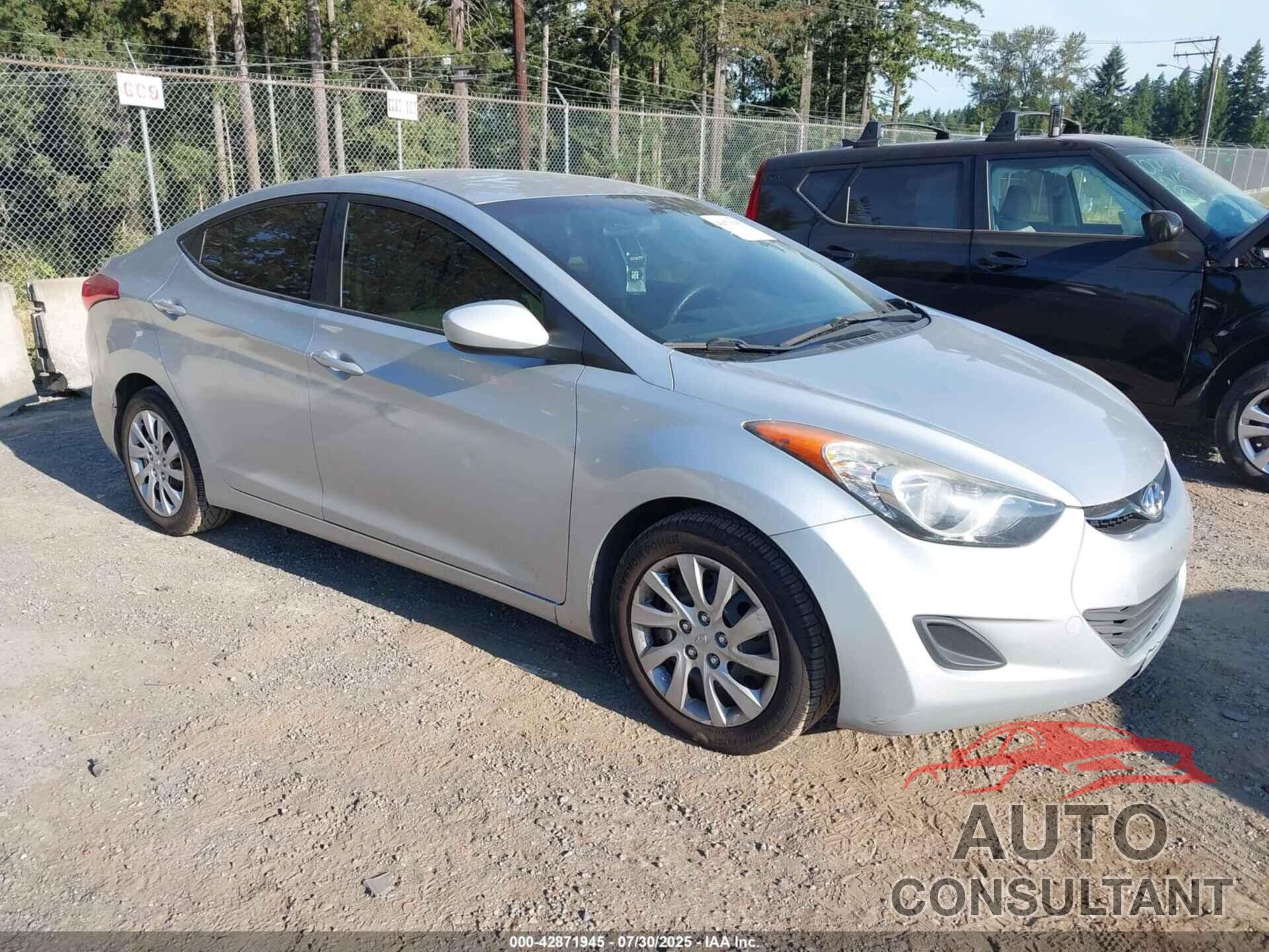 HYUNDAI ELANTRA 2013 - 5NPDH4AE1DH187382