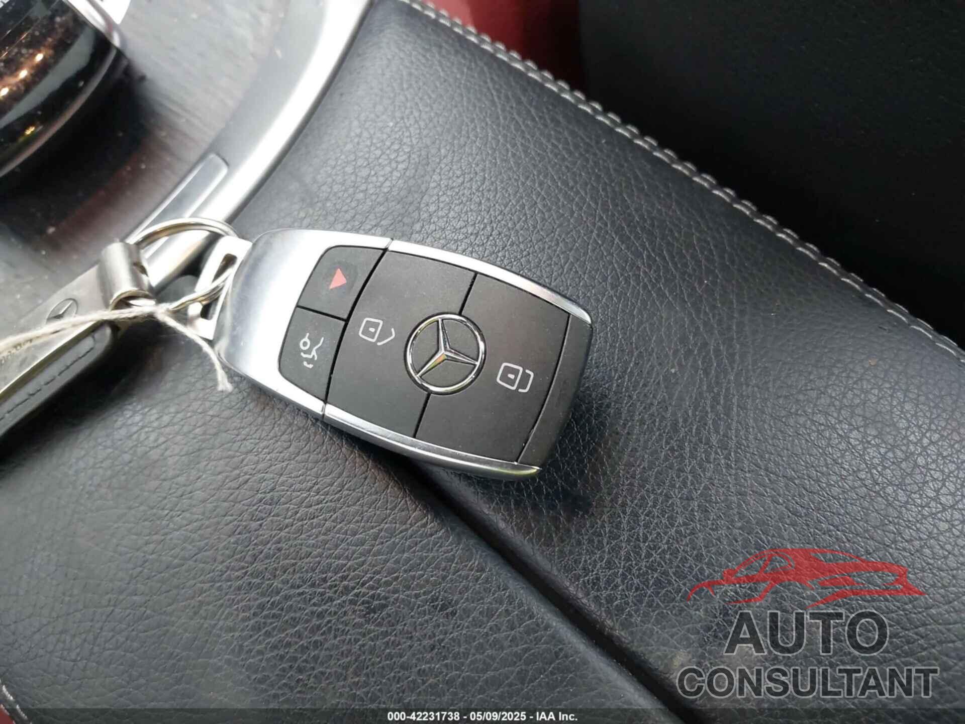 MERCEDES-BENZ AMG C 43 2023 - W1KWJ6EB3PG118300