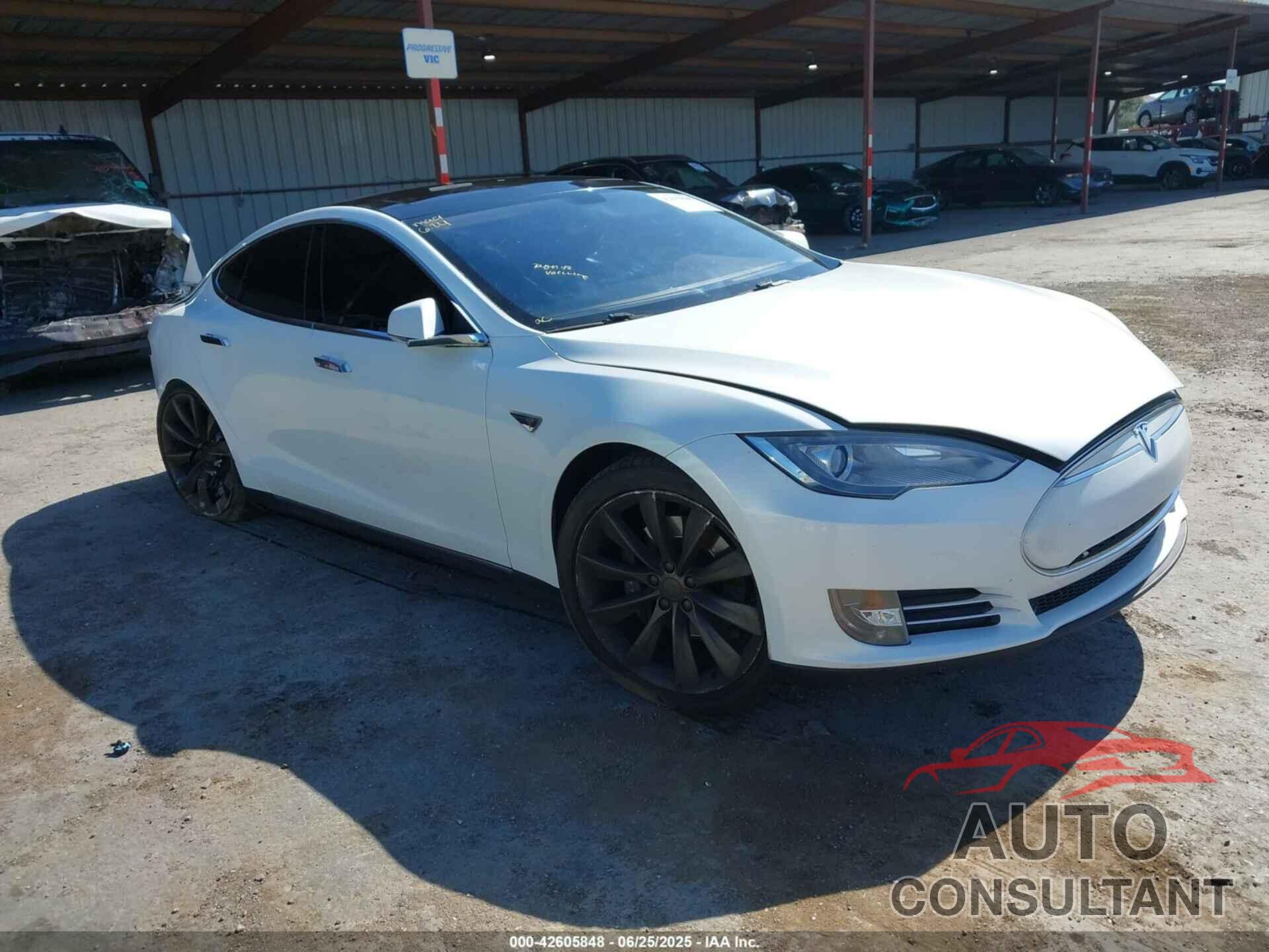 TESLA MODEL S 2013 - 5YJSA1DP5DFP16614