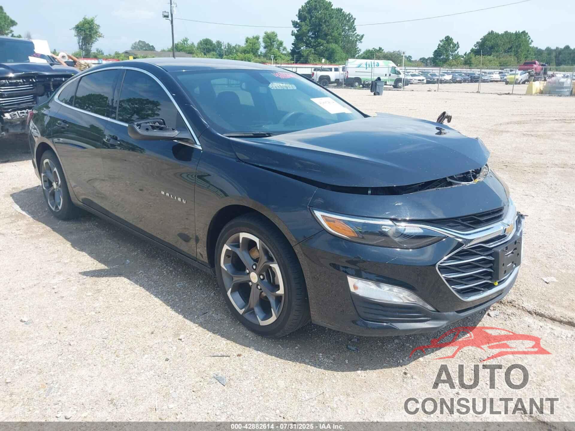 CHEVROLET MALIBU 2022 - 1G1ZD5STXNF138514