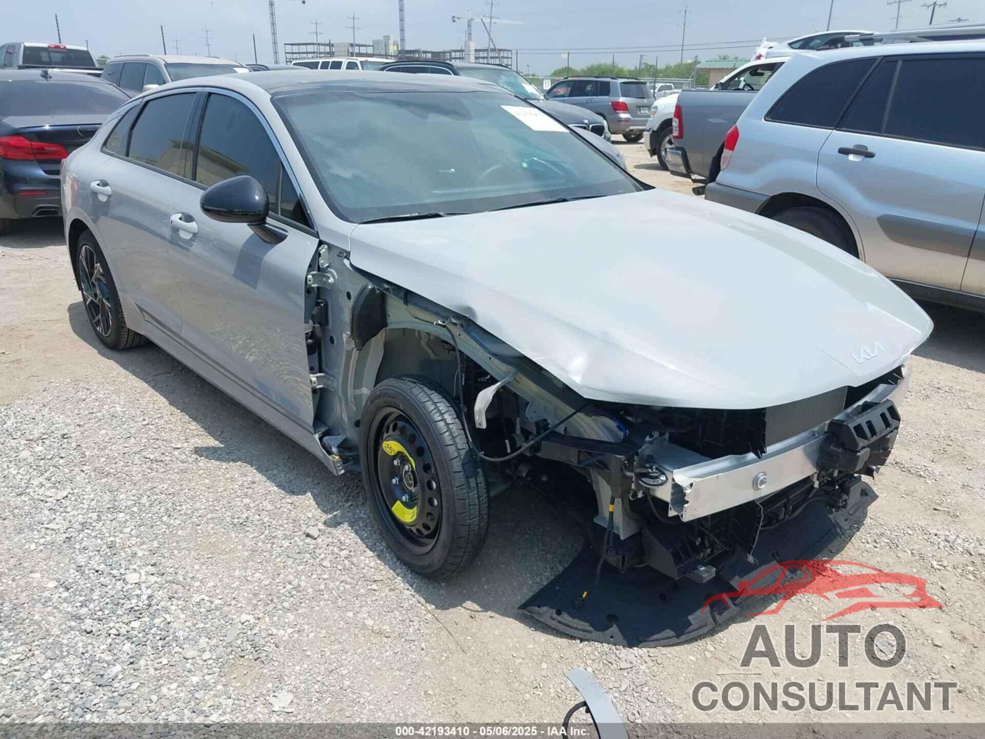 KIA K5 2025 - KNAG64J7XS5314872
