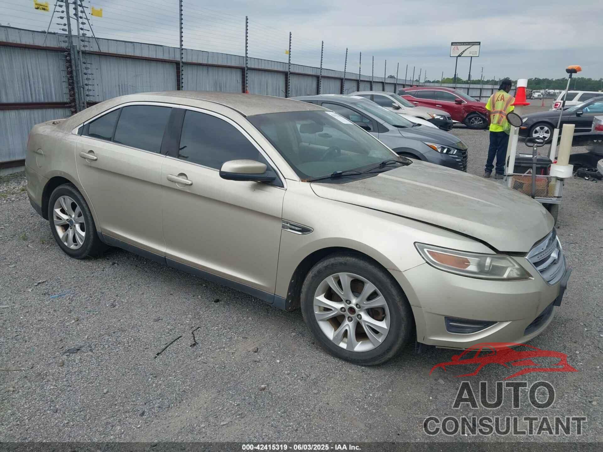FORD TAURUS 2010 - 1FAHP2EW2AG111722