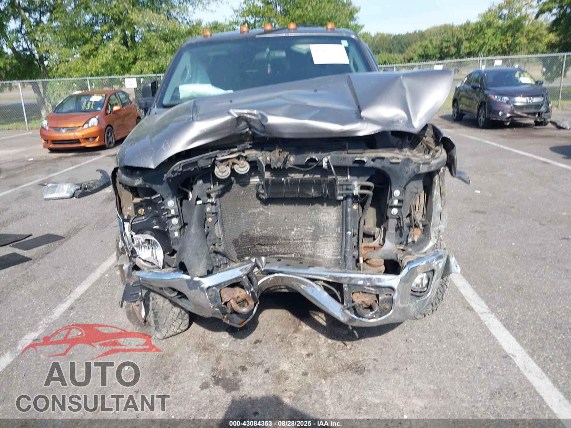 FORD F-250 2013 - 1FT7W2B64DEB16580