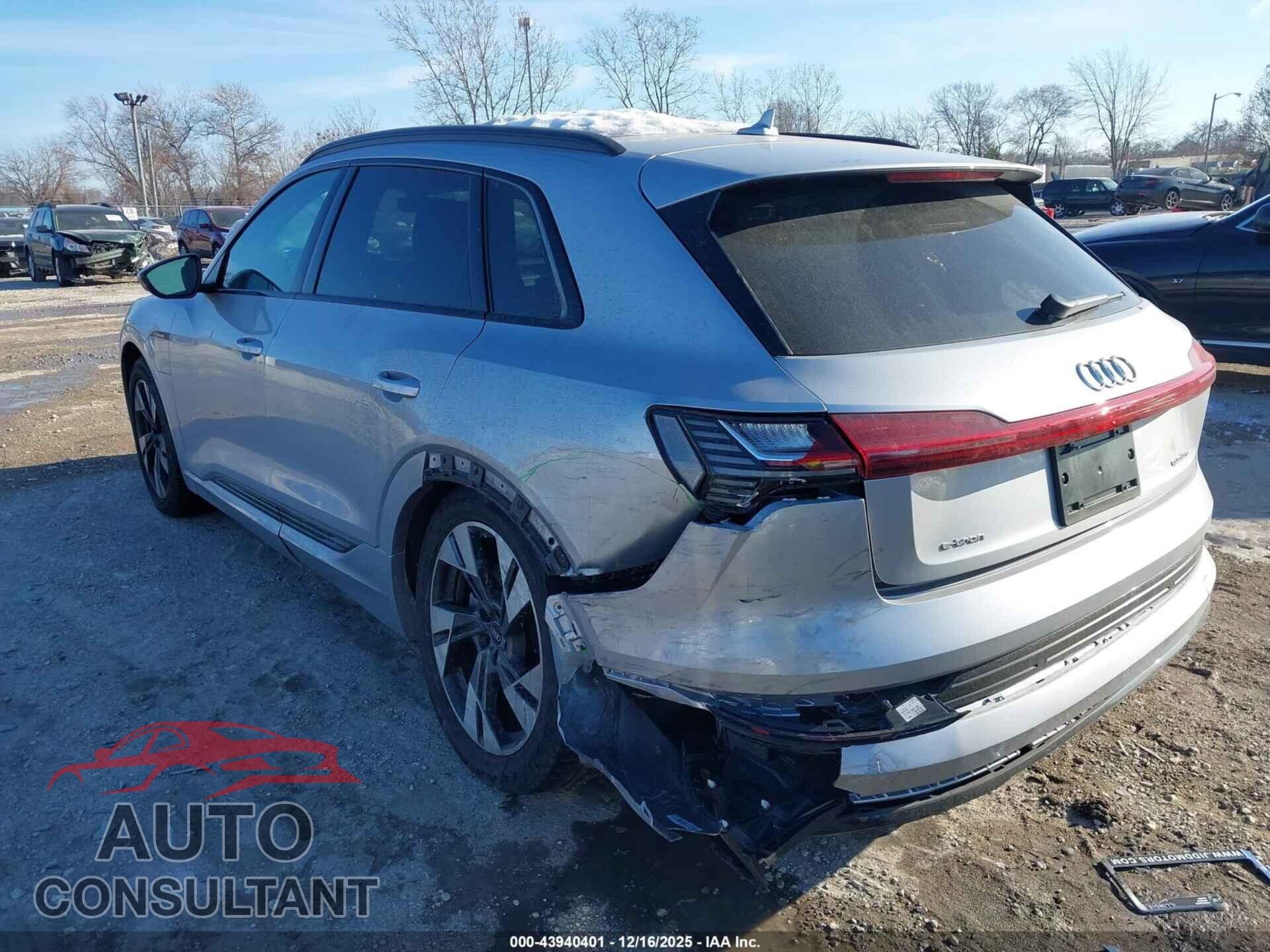 AUDI E-TRON 2021 - WA1AAAGE0MB026711