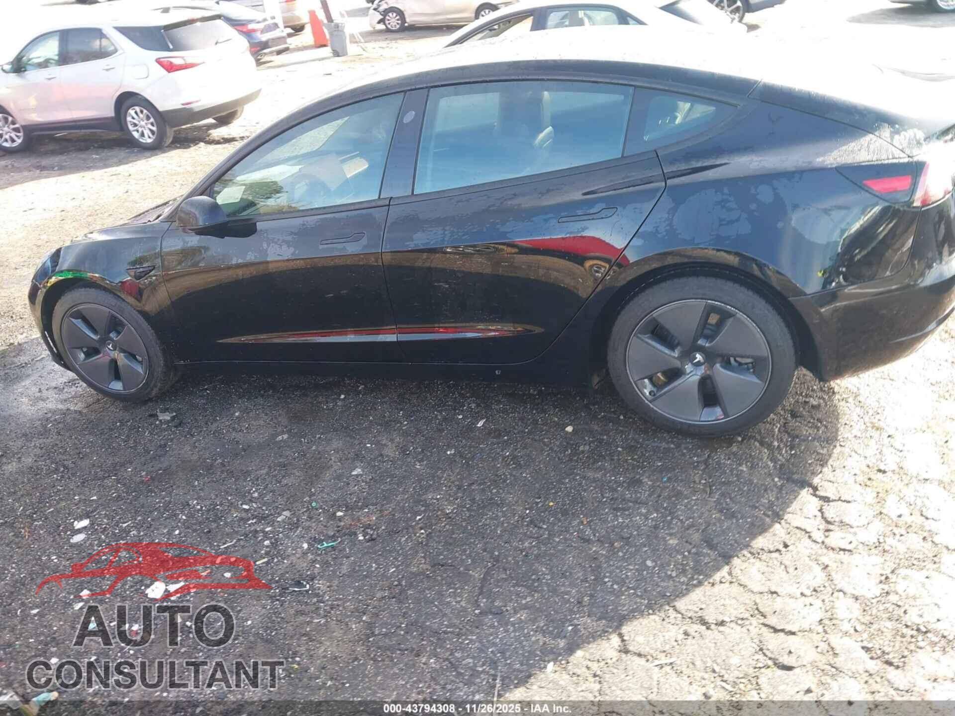 TESLA MODEL 3 2021 - 5YJ3E1EB9MF992158