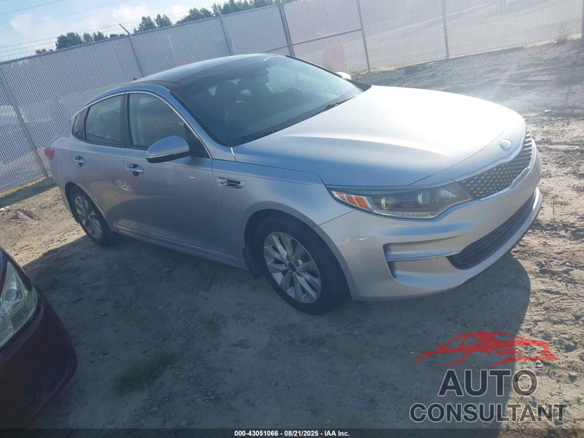 KIA OPTIMA 2017 - 5XXGU4L36HG131055