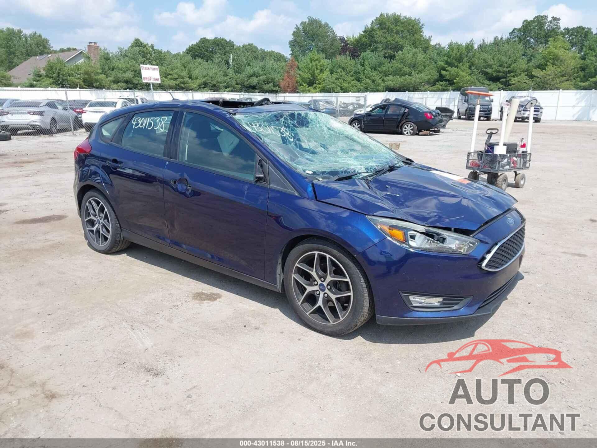 FORD FOCUS 2017 - 1FADP3M24HL244082