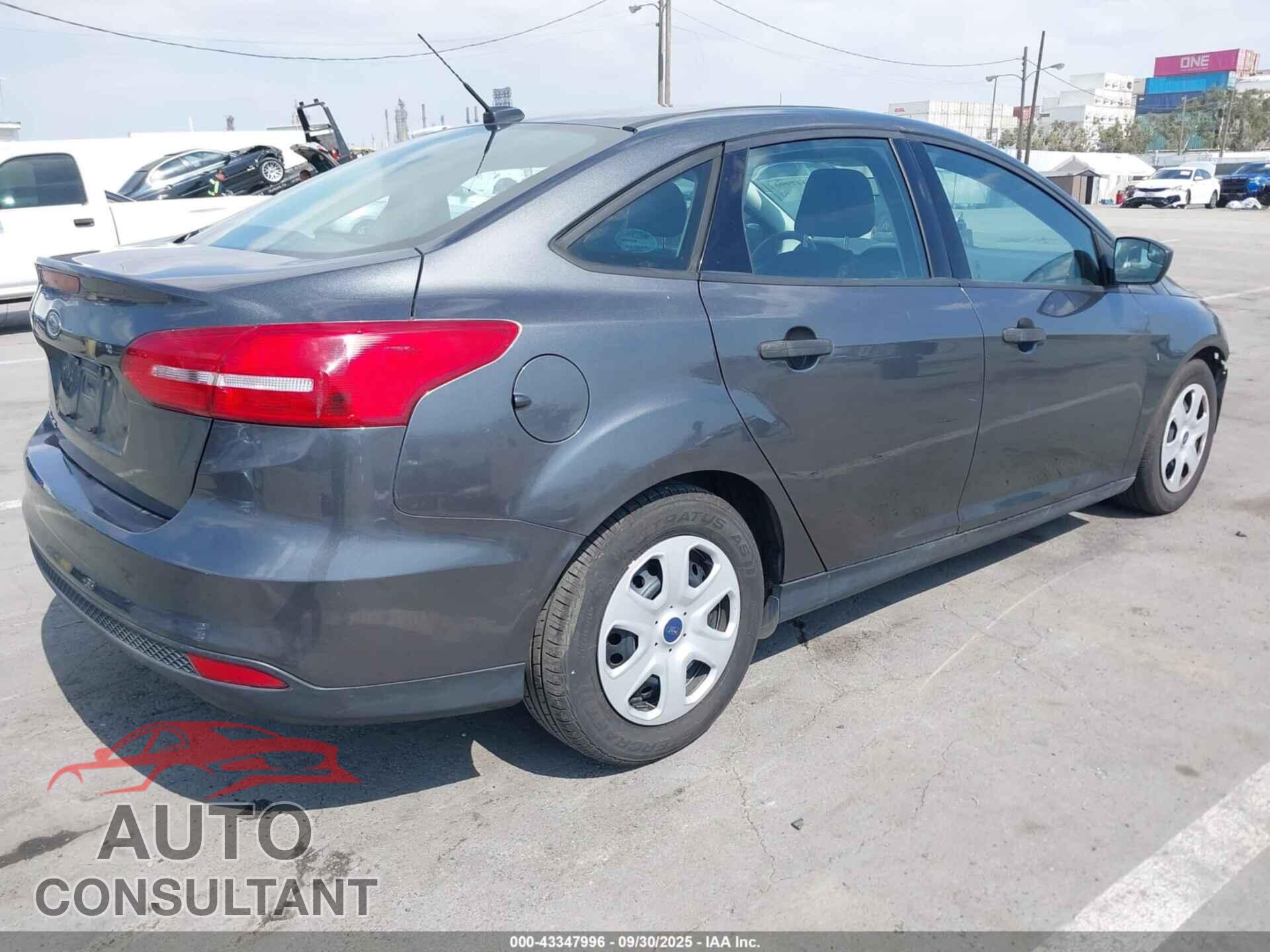 FORD FOCUS 2016 - 1FADP3E28GL384343