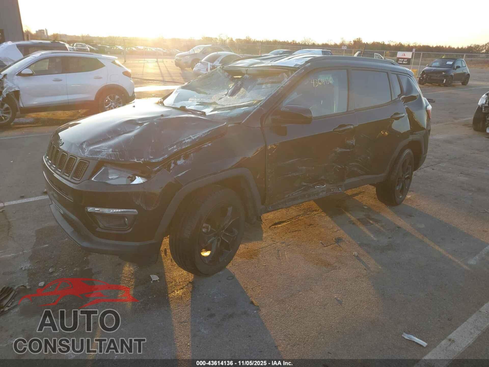 JEEP COMPASS 2019 - 3C4NJDBB9KT665736