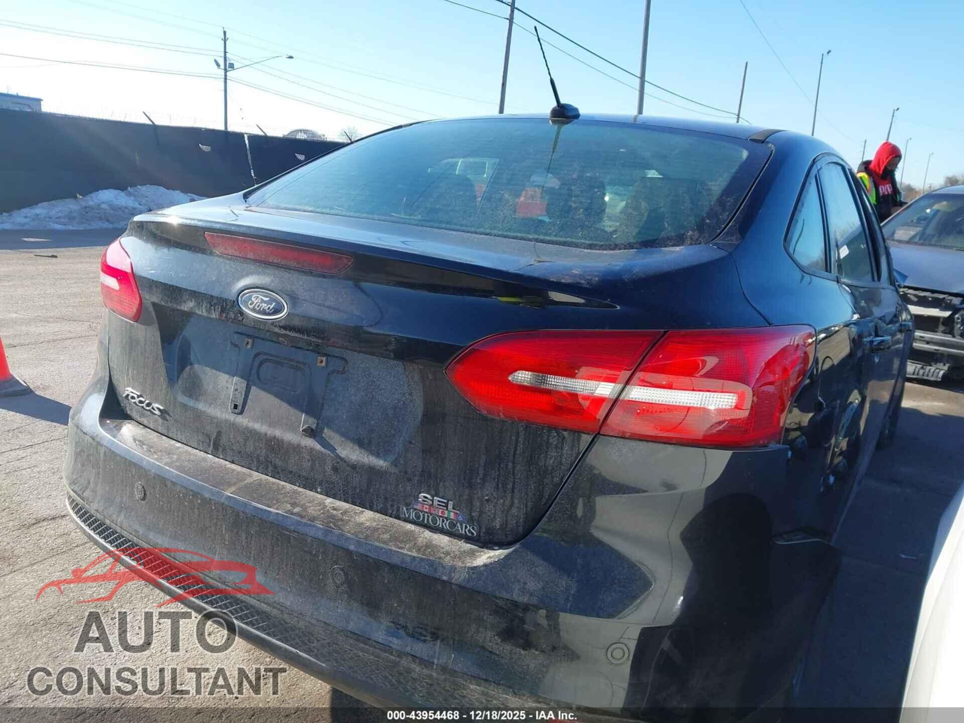 FORD FOCUS 2017 - 1FADP3H29HL224971