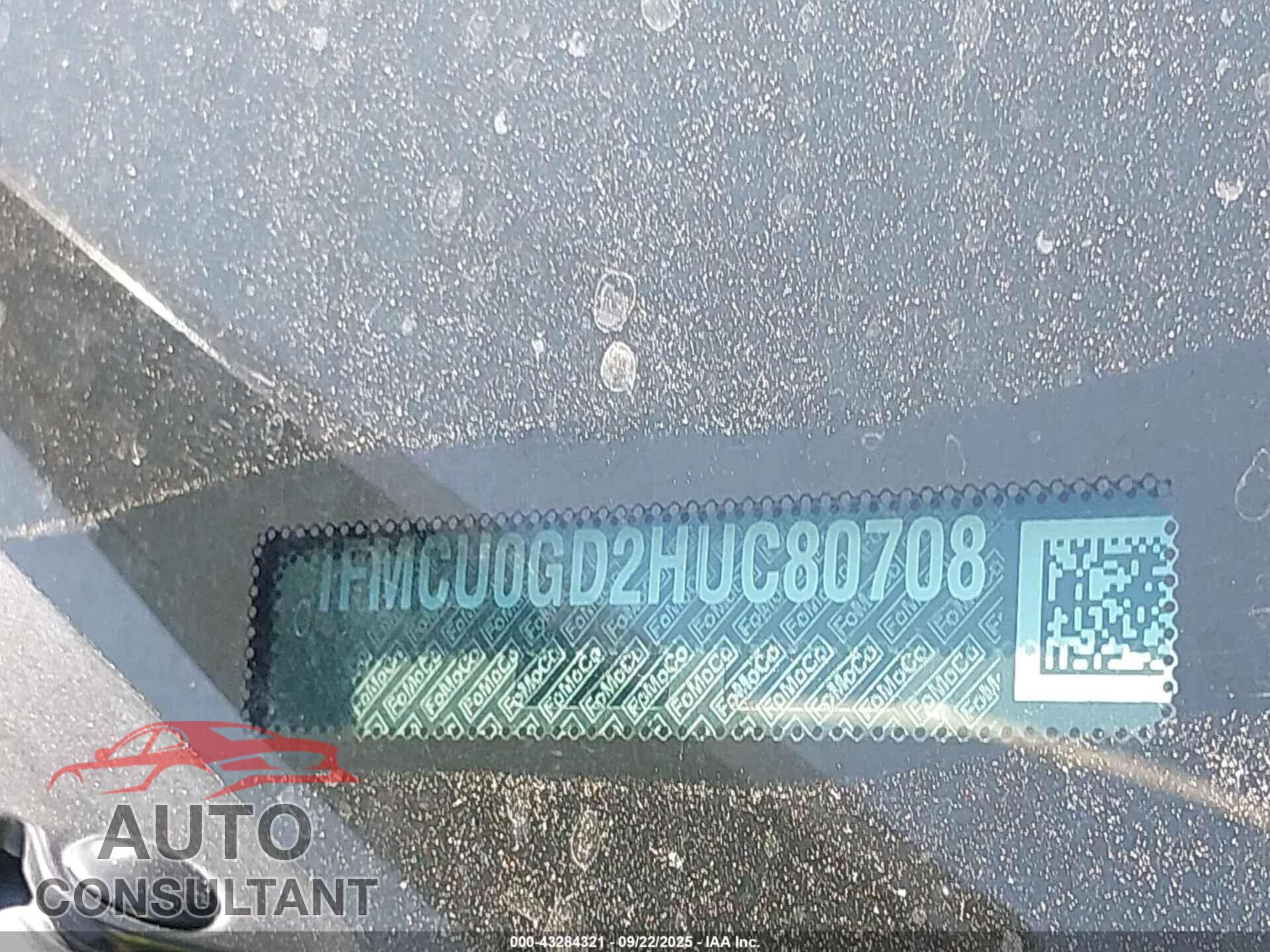 FORD ESCAPE 2017 - 1FMCU0GD2HUC80708