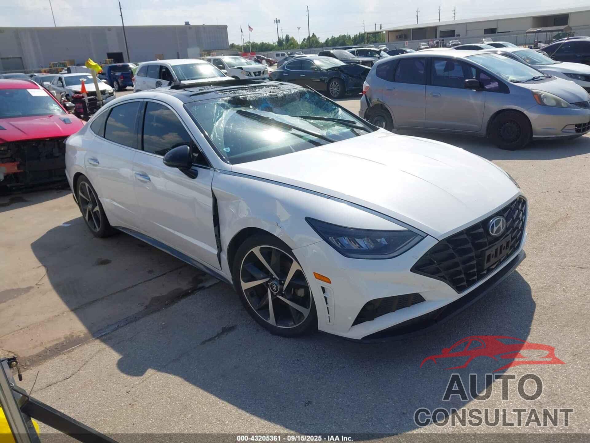 HYUNDAI SONATA 2022 - KMHL44J2XNA226715