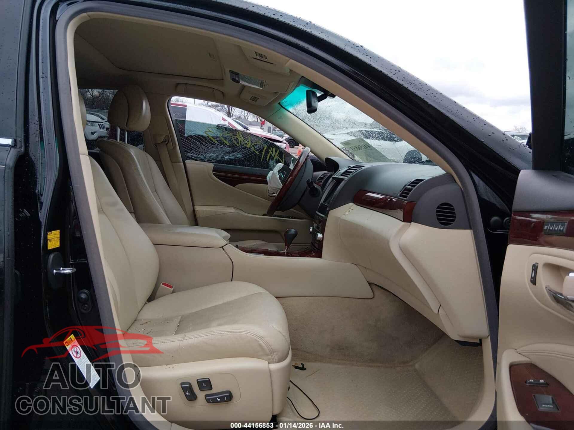 LEXUS LS 460 2012 - JTHCL5EF8C5015219