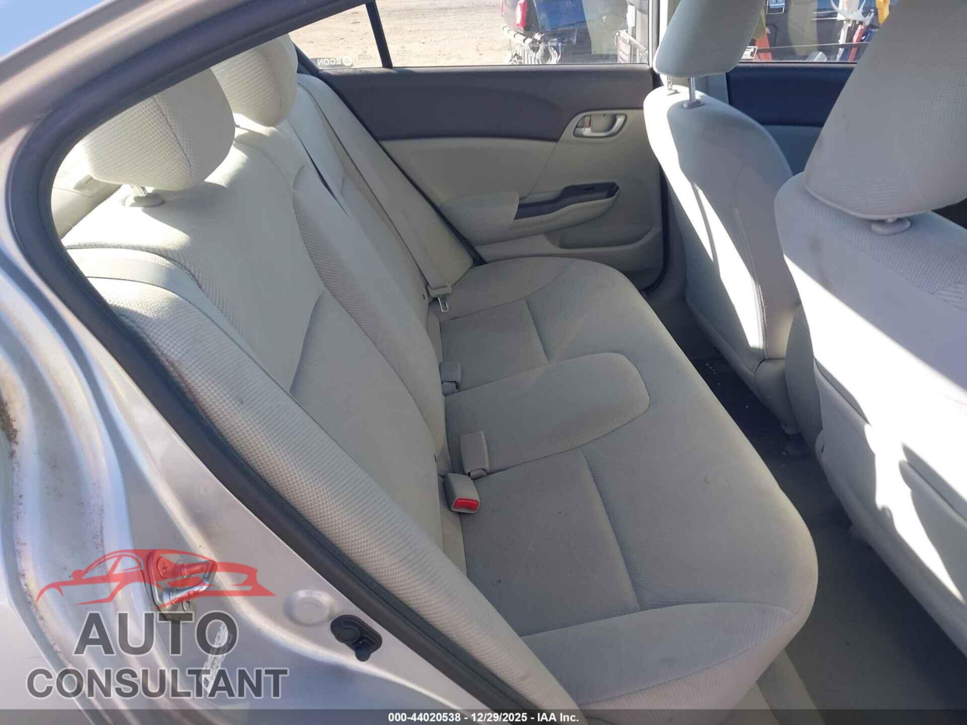 HONDA CIVIC 2012 - 2HGFB2F56CH566698
