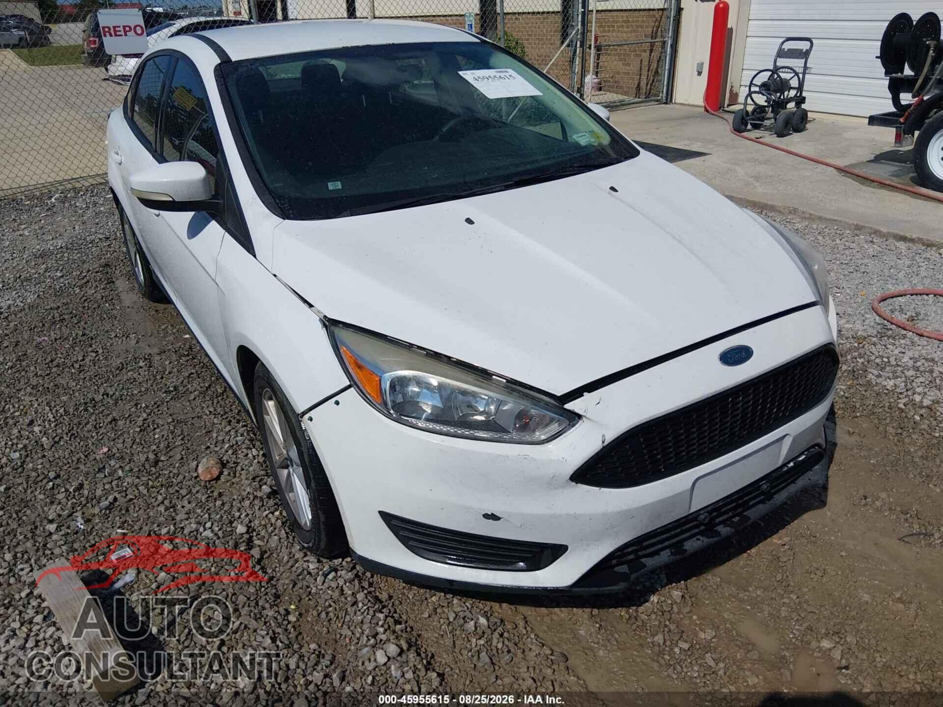 FORD FOCUS 2017 - 1FADP3F25HL300057