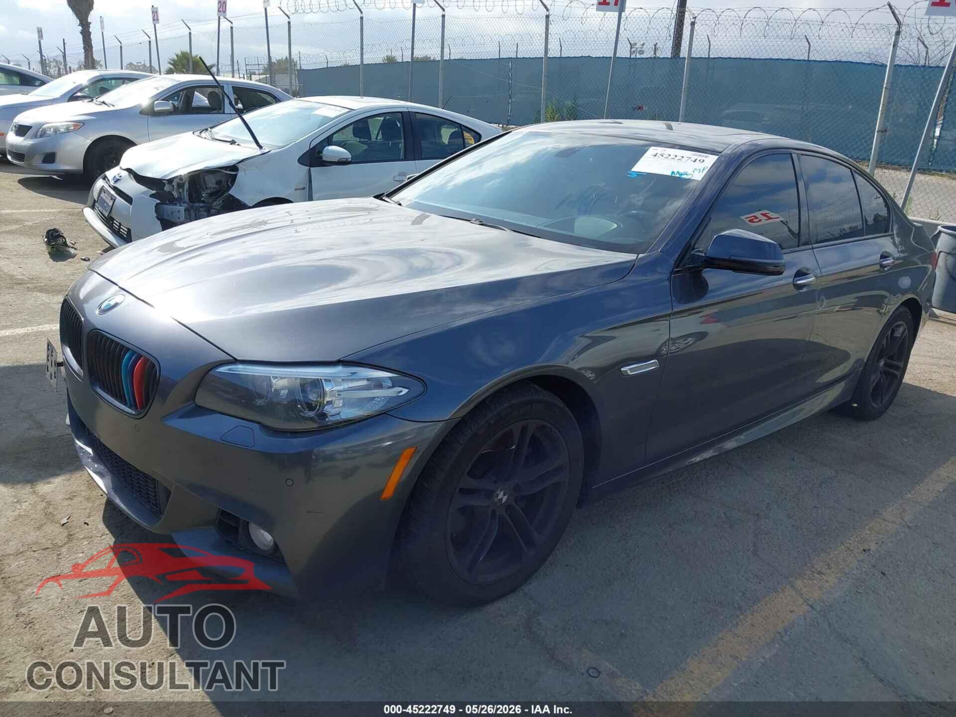 BMW 528I 2015 - WBA5A5C5XFD523077