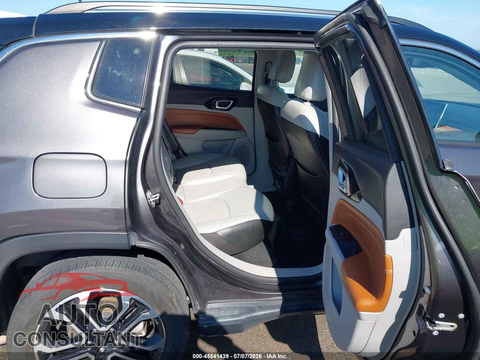 JEEP COMPASS 2022 - 3C4NJDCB0NT153124
