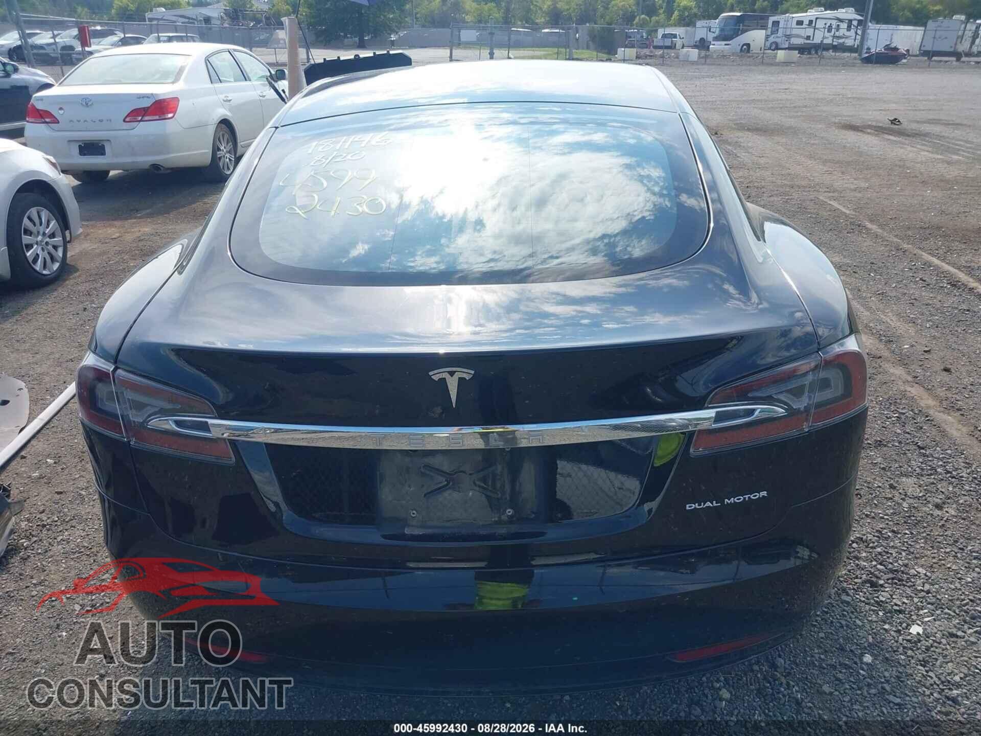 TESLA MODEL S 2020 - 5YJSA1E28LF357583